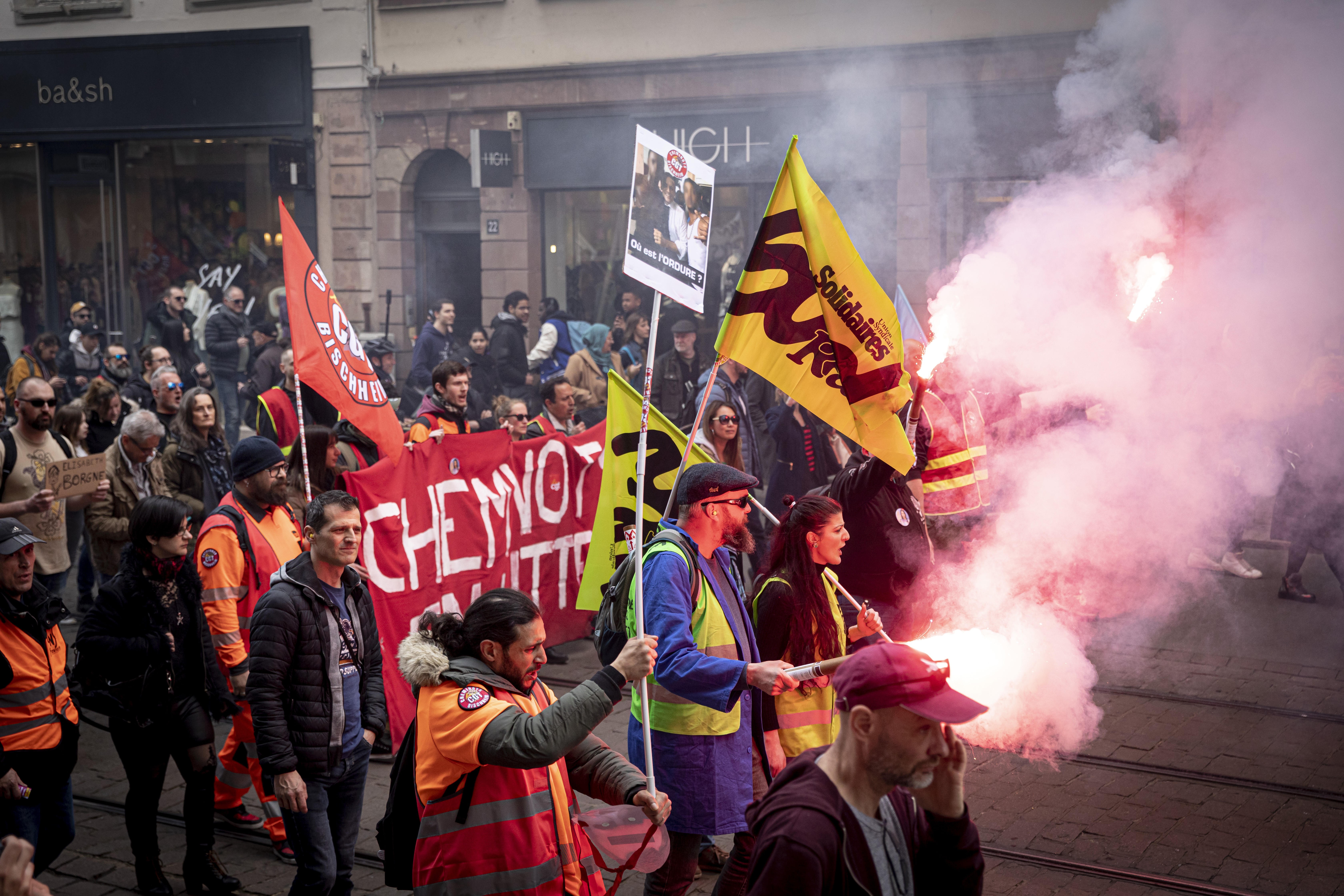 Fransa protesto