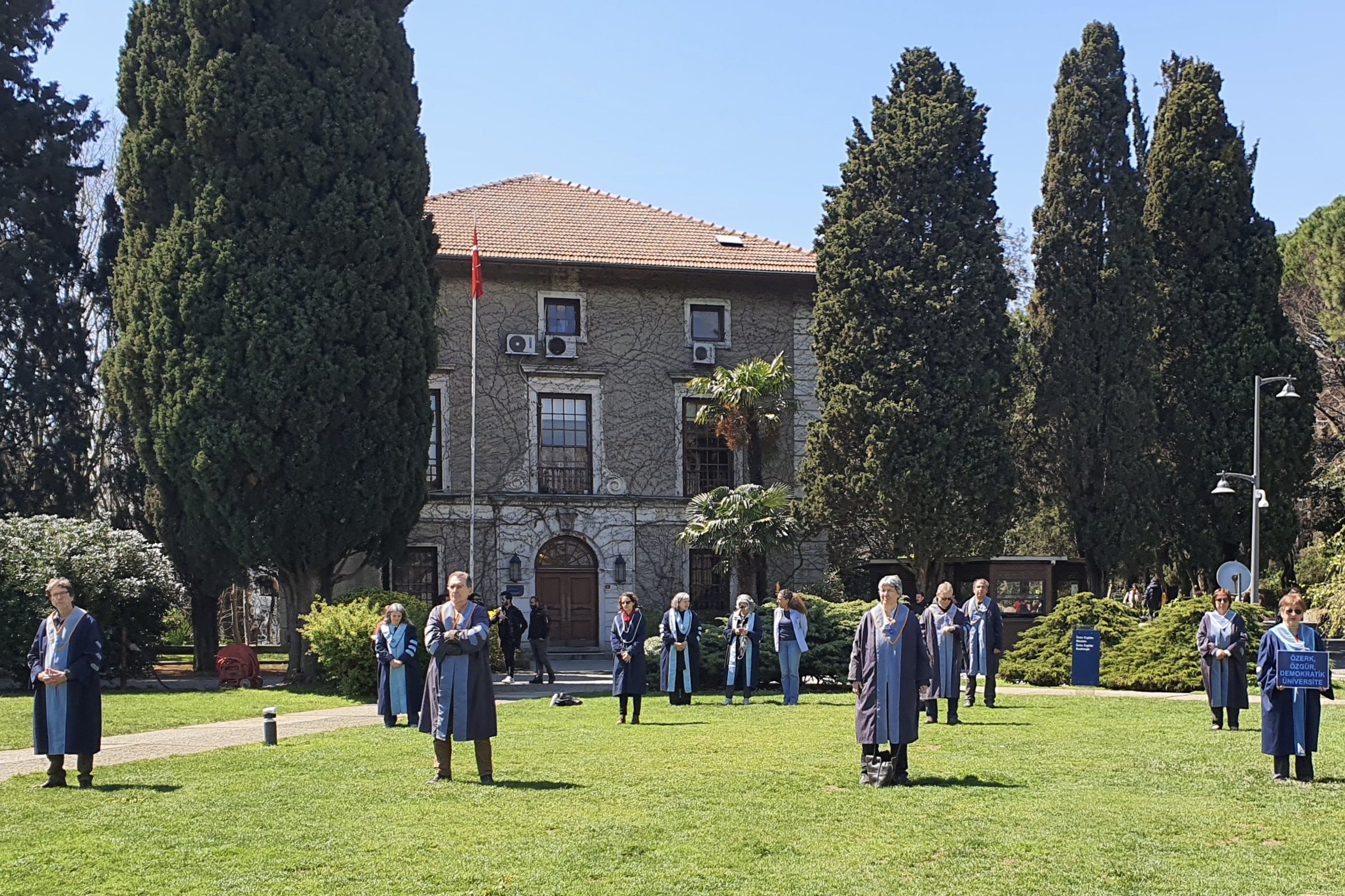 Boğaziçi akademisyen nöbeti