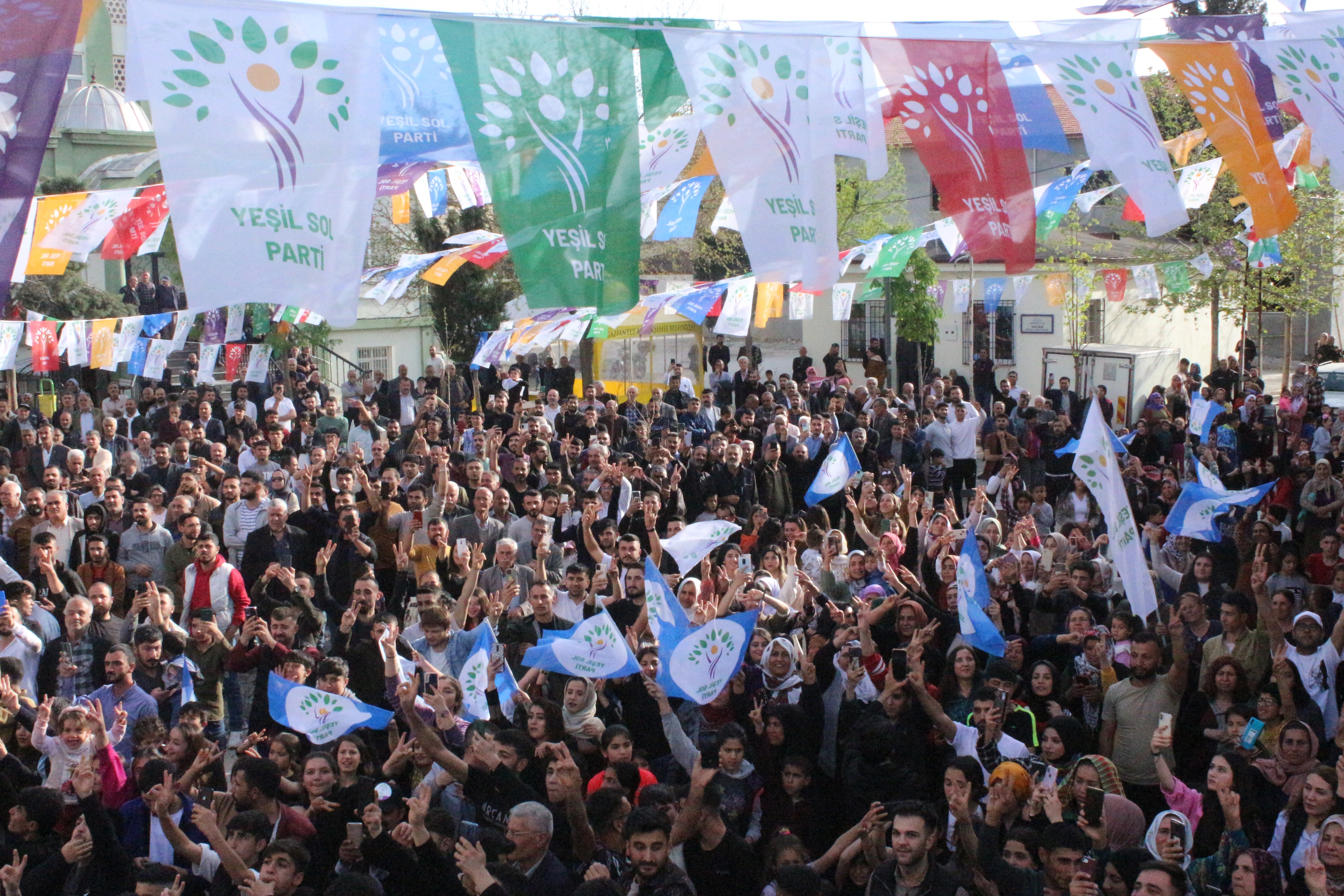 Antep'te kalabalık