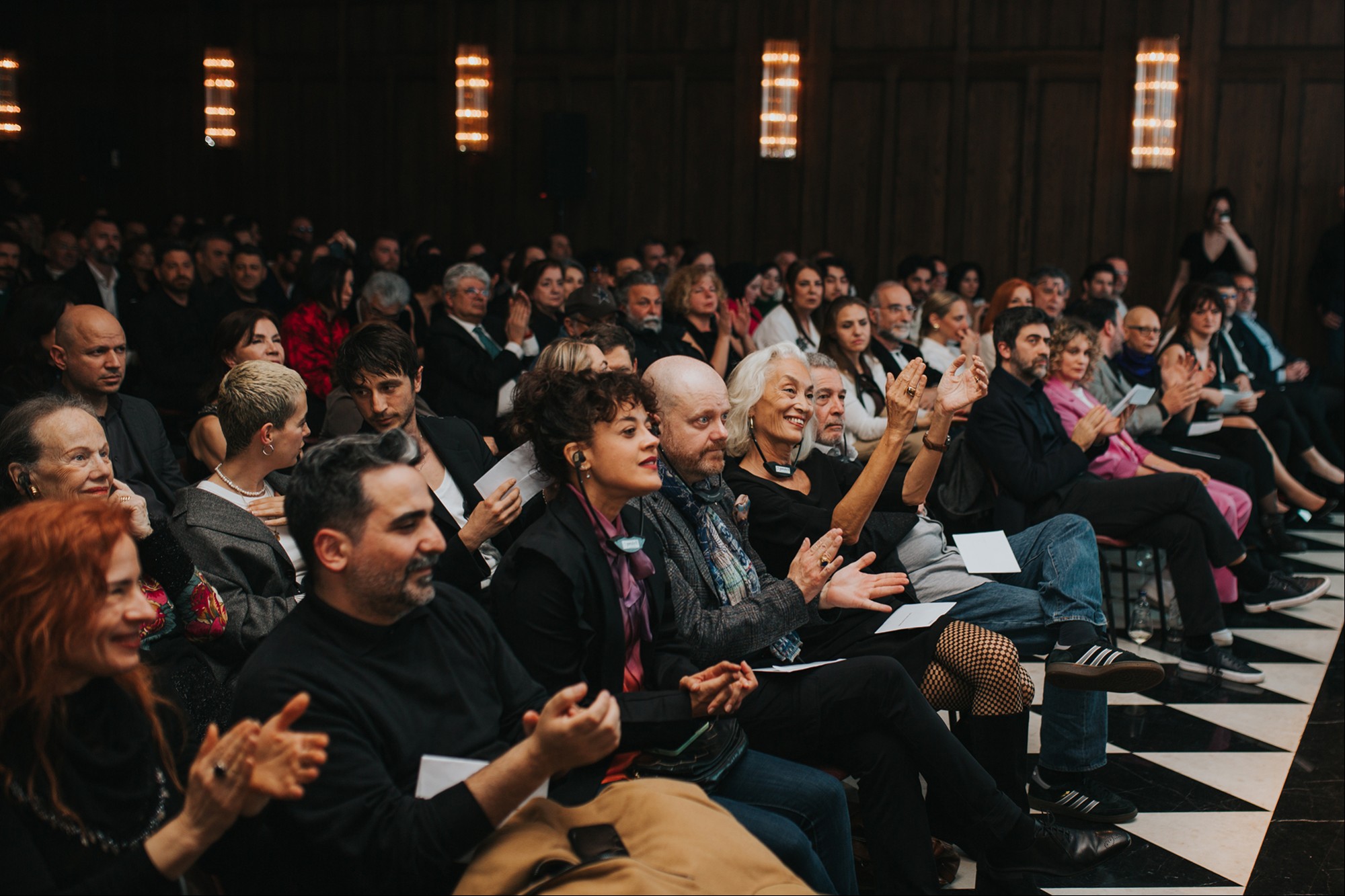 İstanbul Film Festivali töreninde izleyiciler