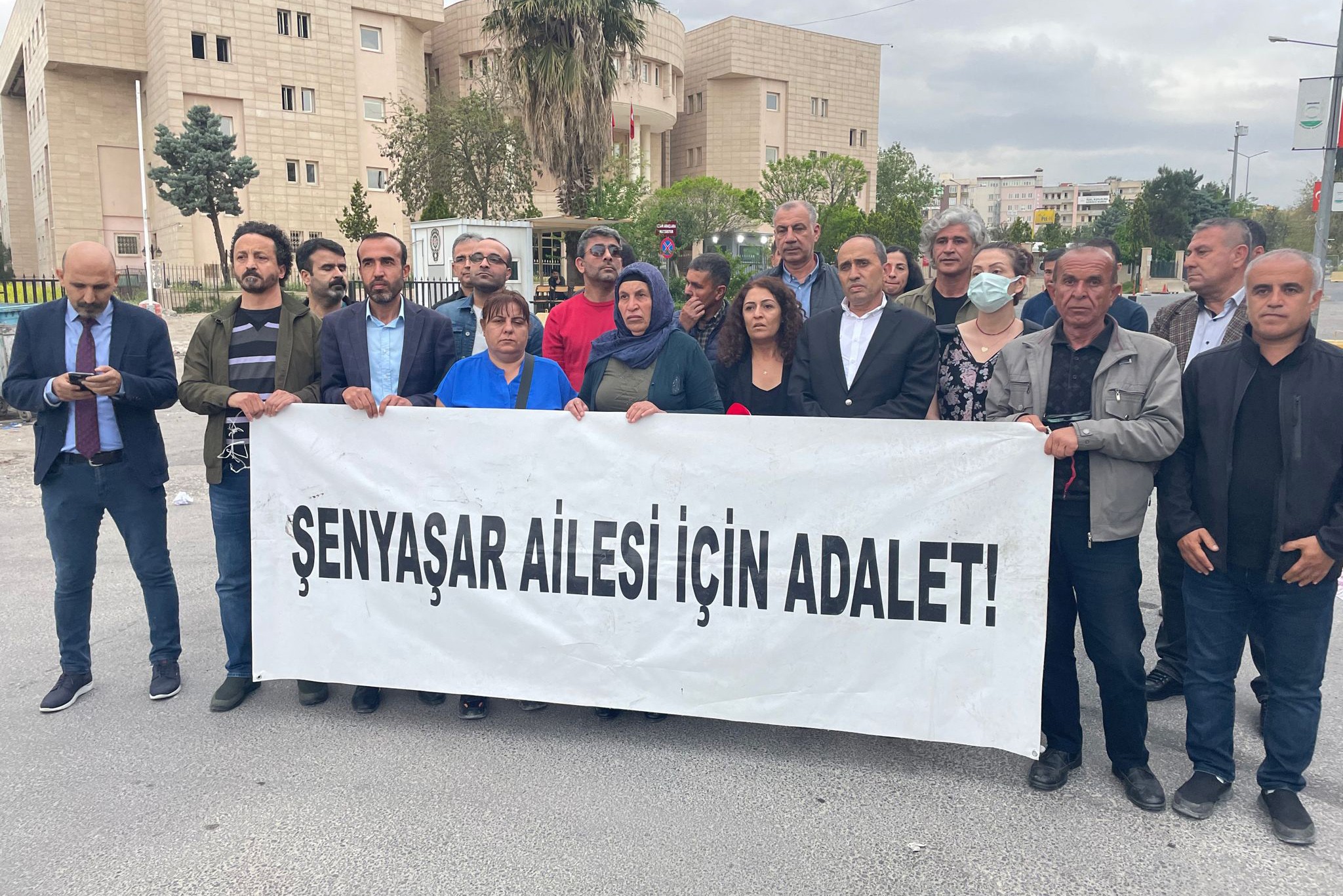 Şenyaşar ailesini adalet nöbetini sürdürüyor