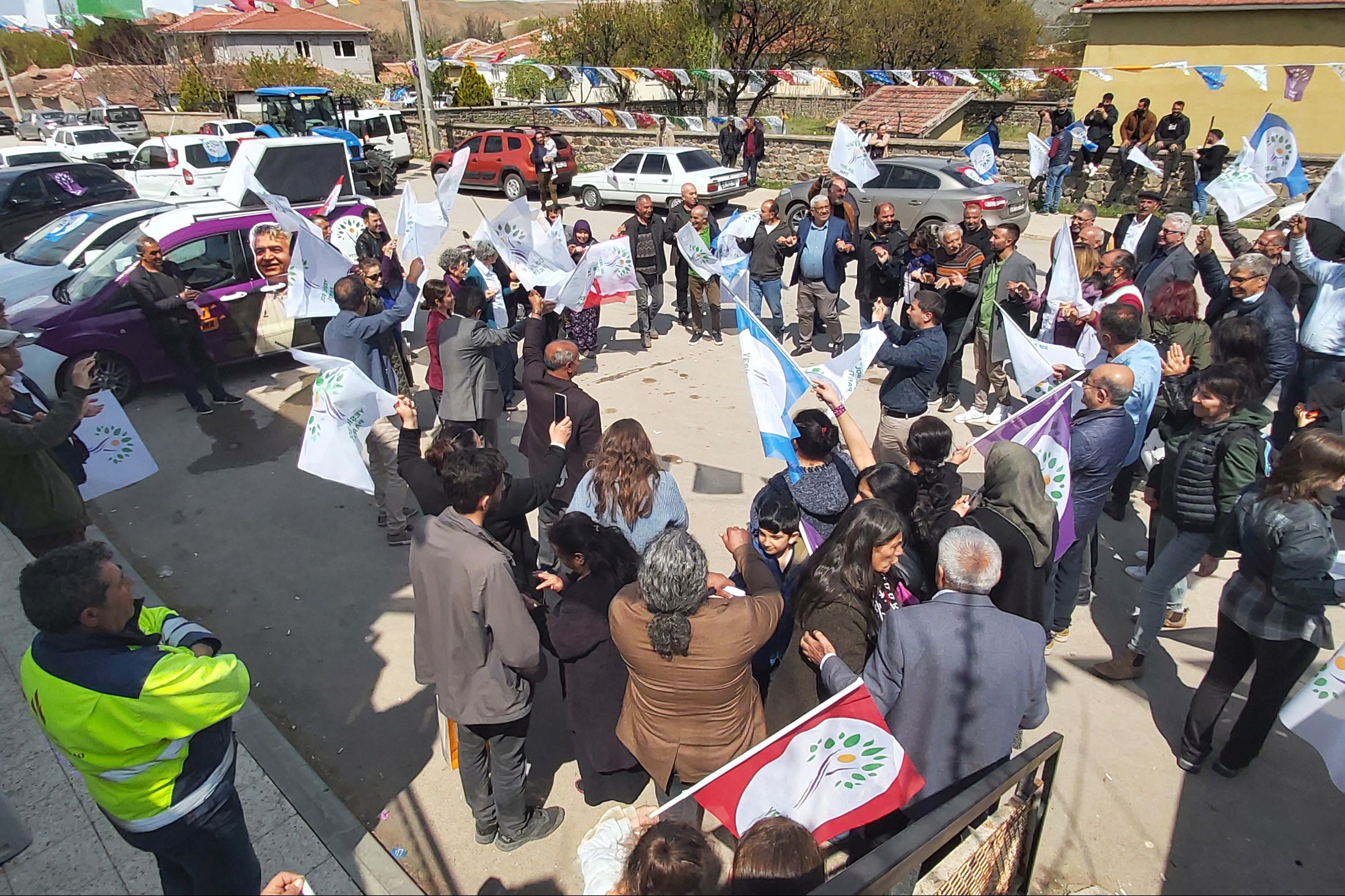 ysp ankara adayları halay çekti