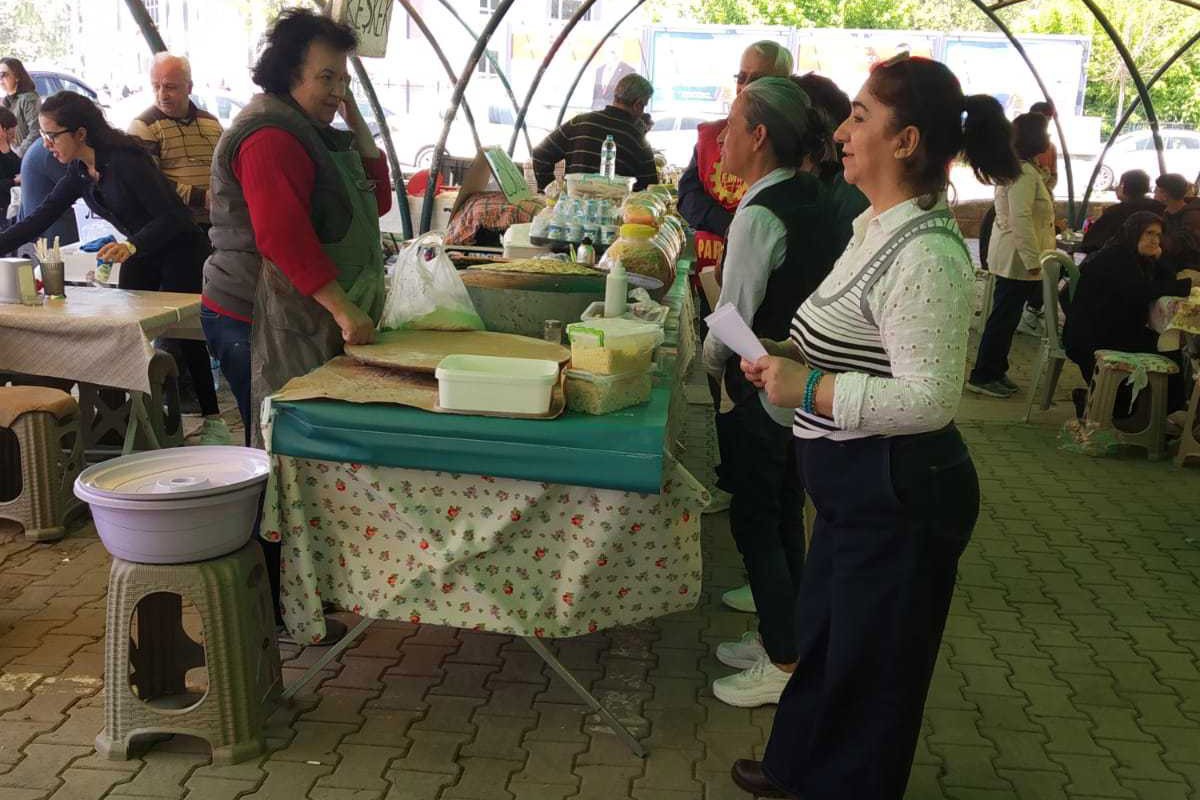 Balıkesir Yeşil Sol Parti adayları kadınlar ve İşçilerle buluştu