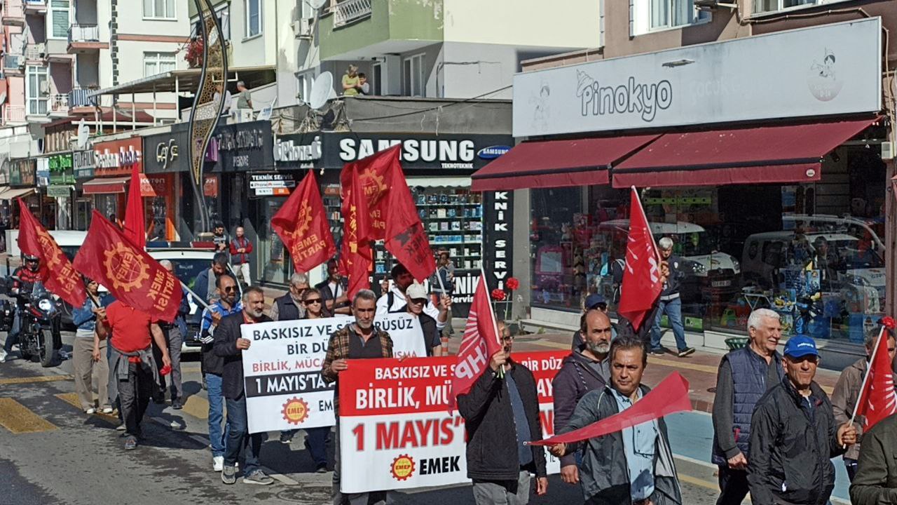 İzmir Aliağa'da 1 Mayıs kutlaması