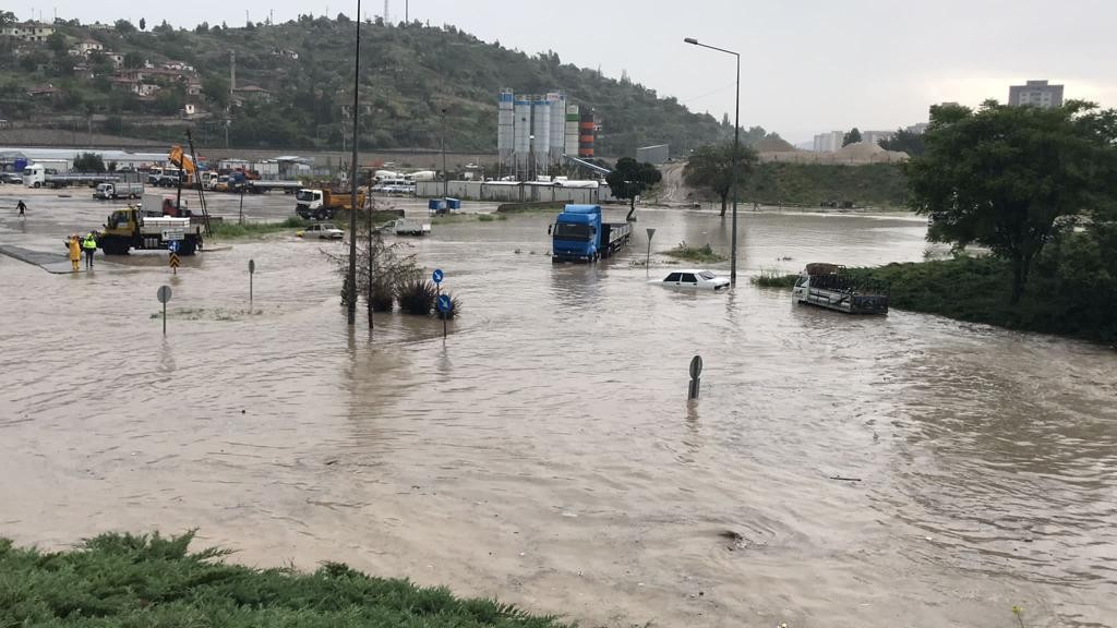 Ankara'da sağanak