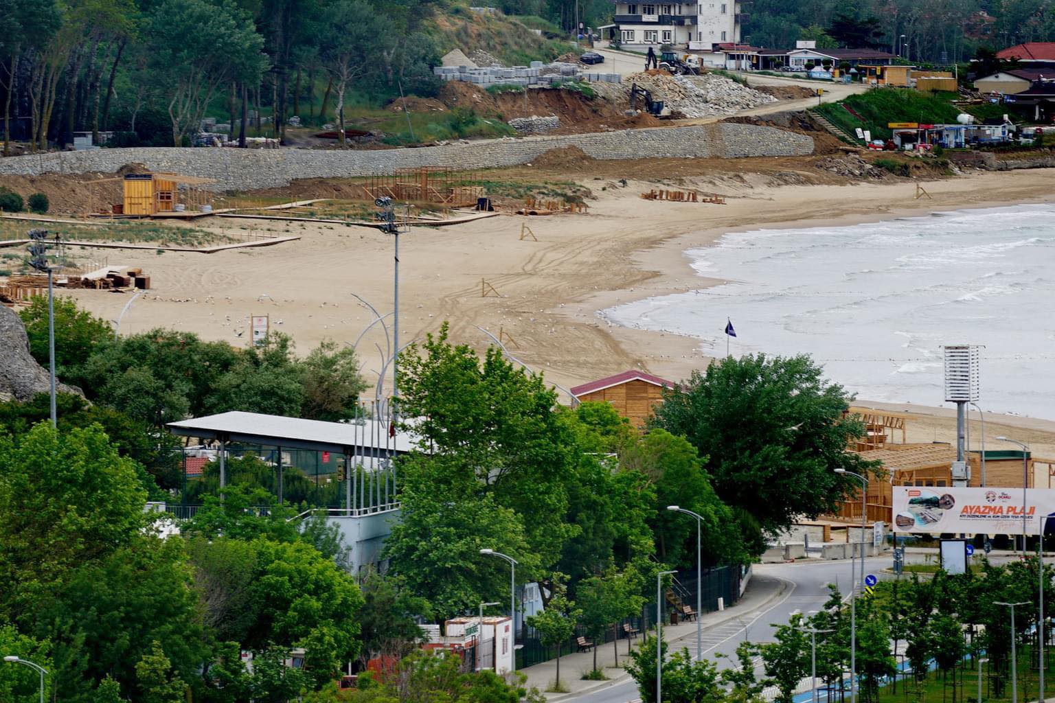 Tahrip edilmiş kumsal