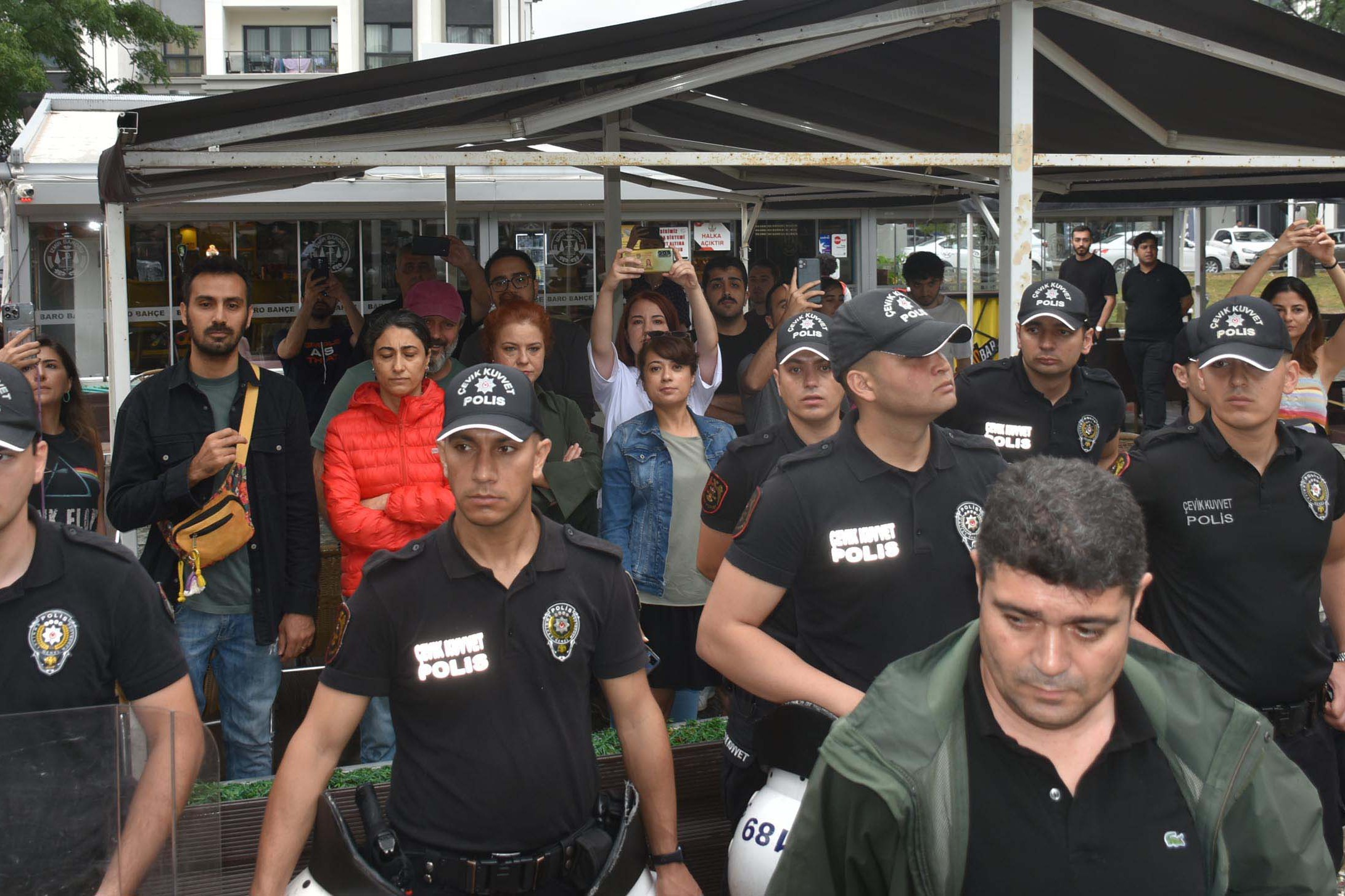 İzmir Barosunun düzenlediği onur pikniğine saldırı