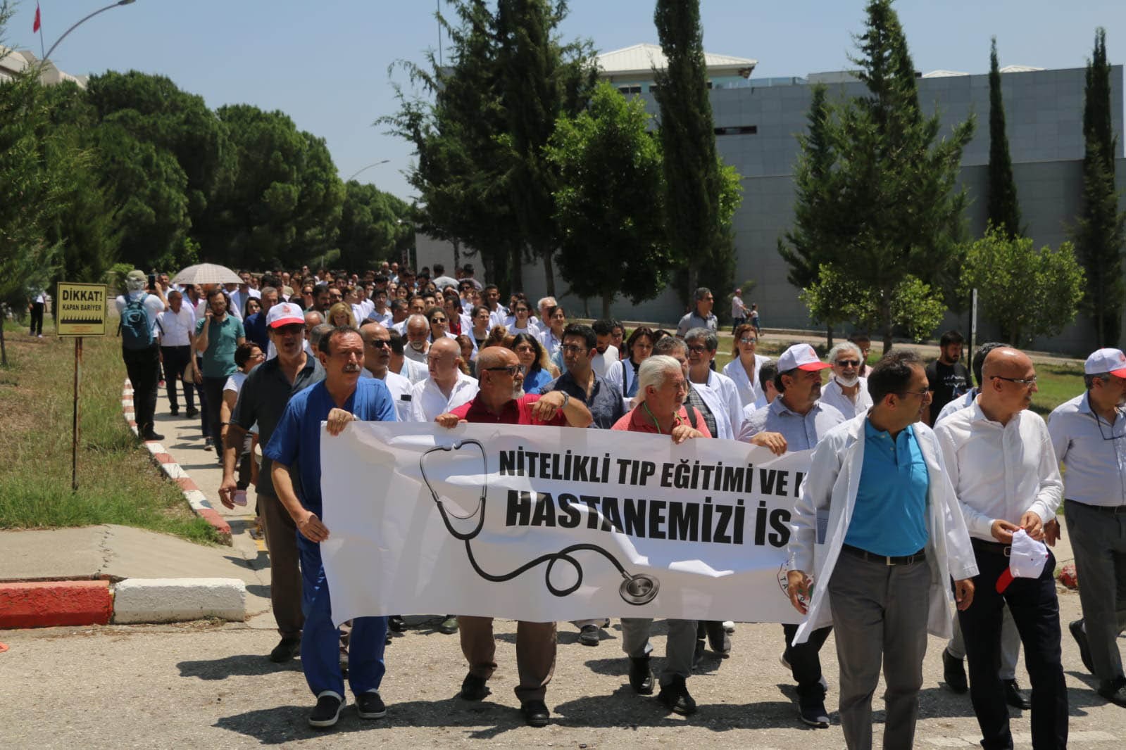 Balcalı Hastanesi'nin yeniden hizmete geçmesi isterdi