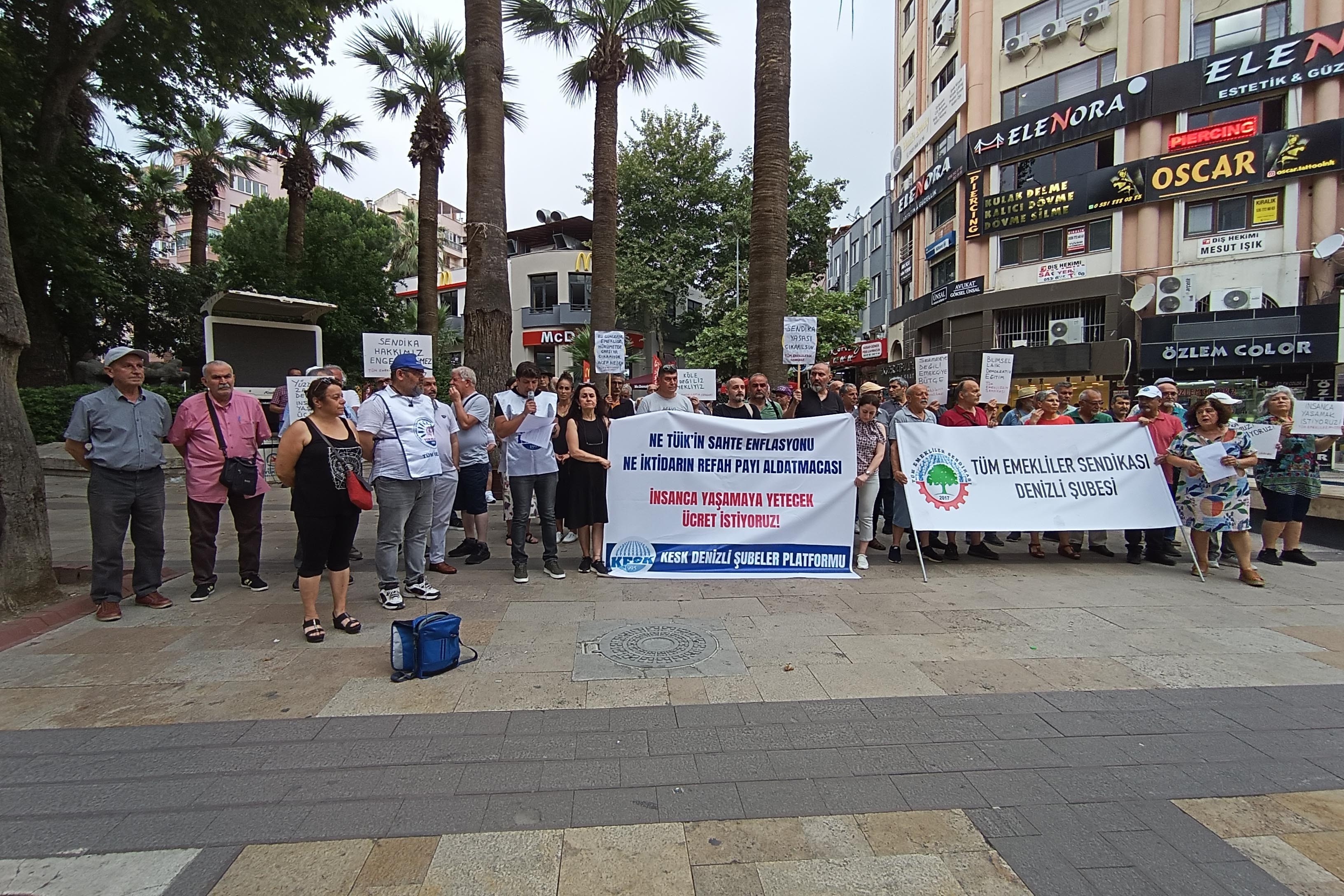 KESK Denizli üyeleri açıklama yaptı