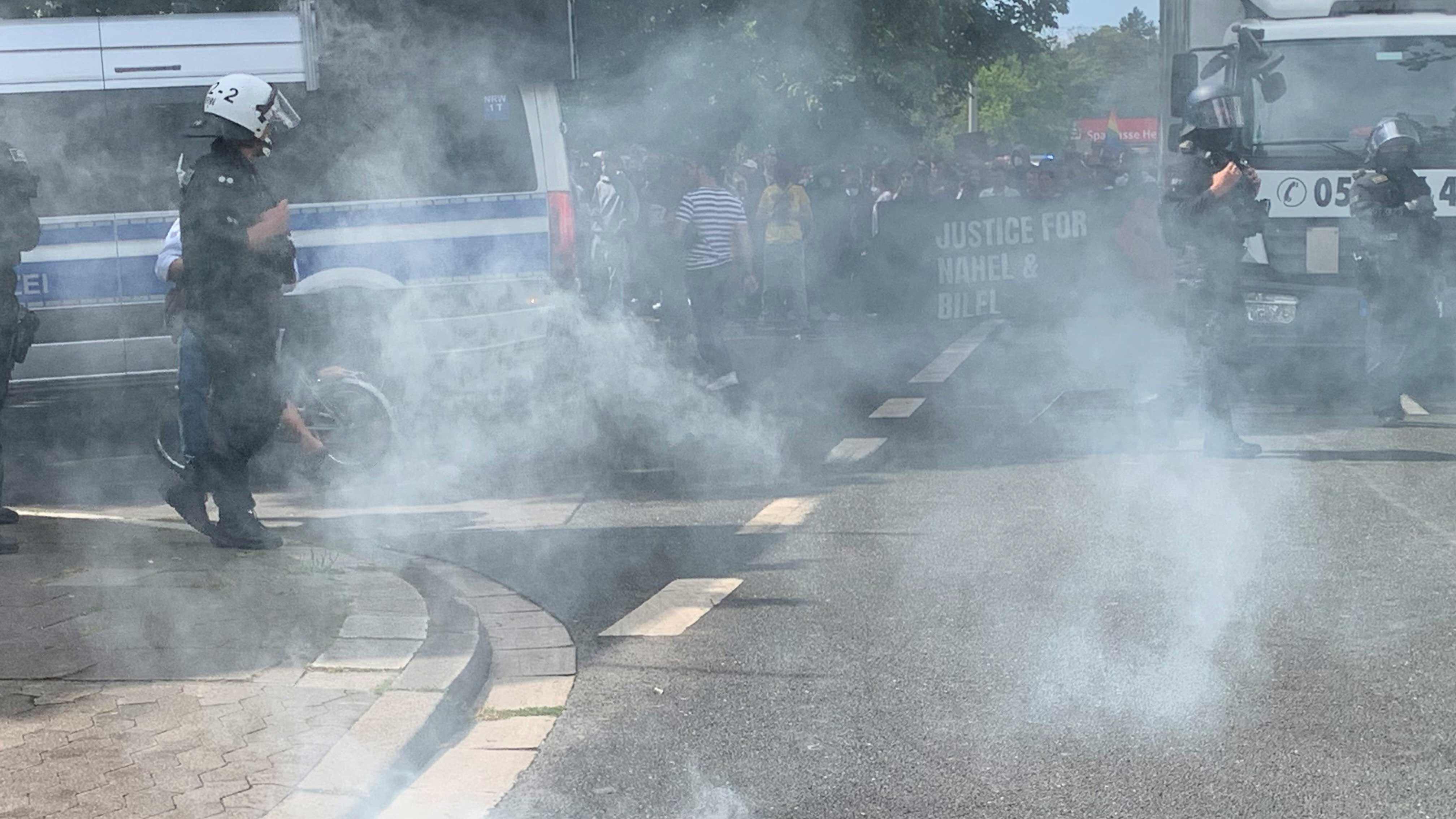 Almanya'da polis şiddeti karşı eylem