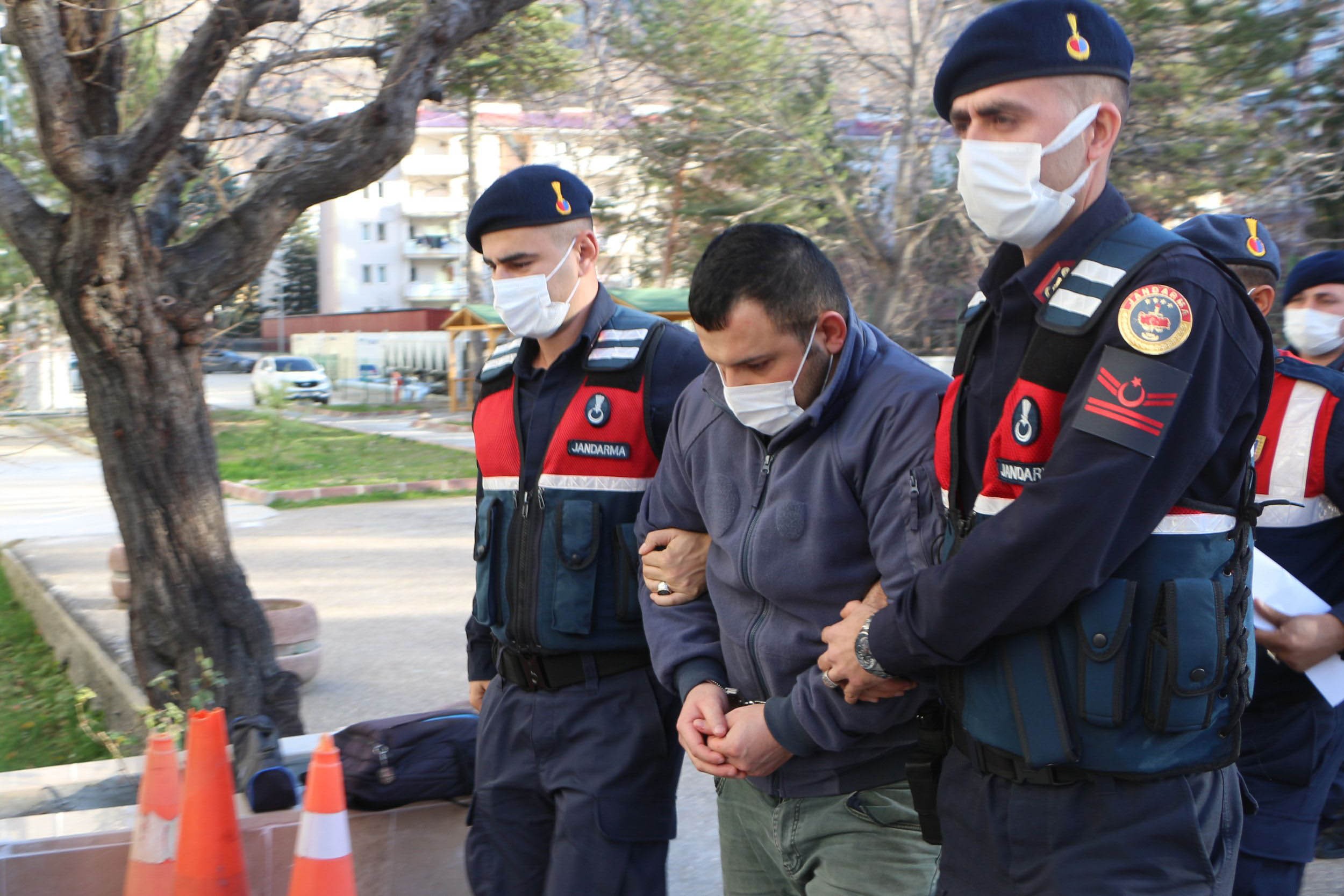 Boşanma aşamasındaki eşini öldürmeye çalışan Ömer Solmaz