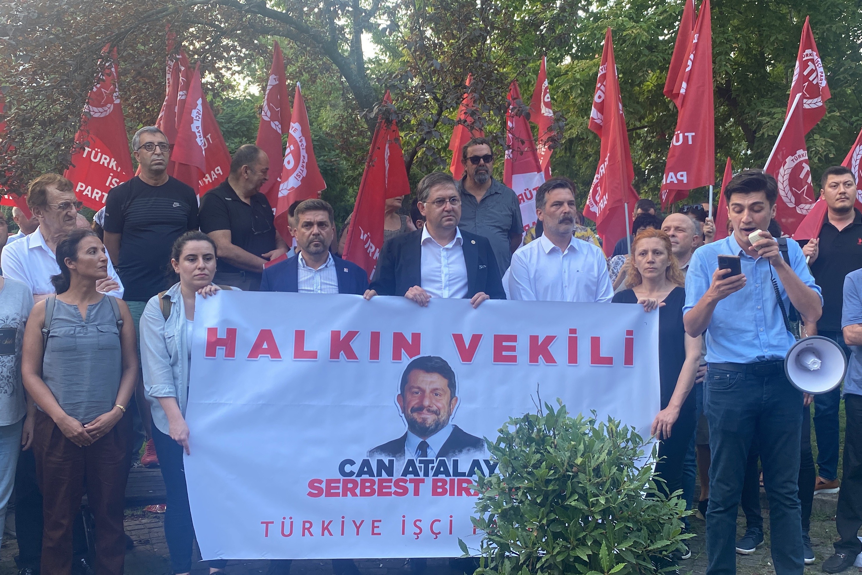 Can Atalay etkinliğine getirilen yasak protesto edildi