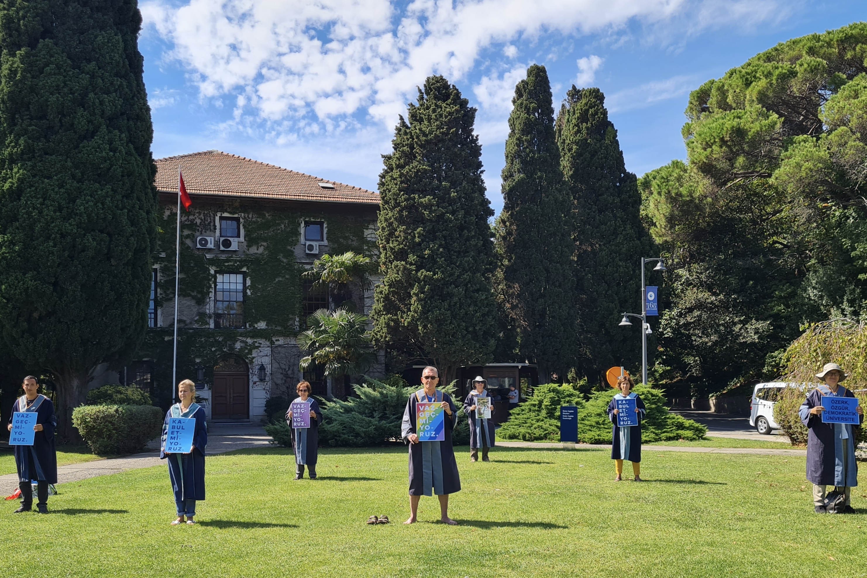 Boğaziçi akademisyen nöbeti