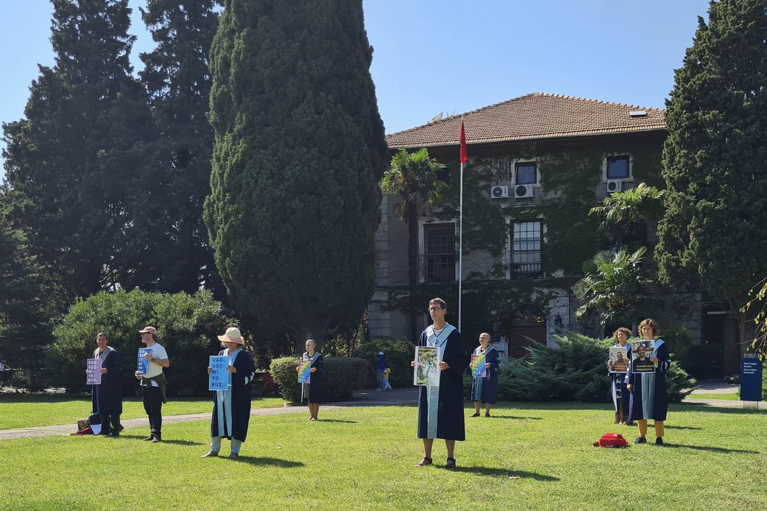 Boğaziçi akademisyen nöbeti