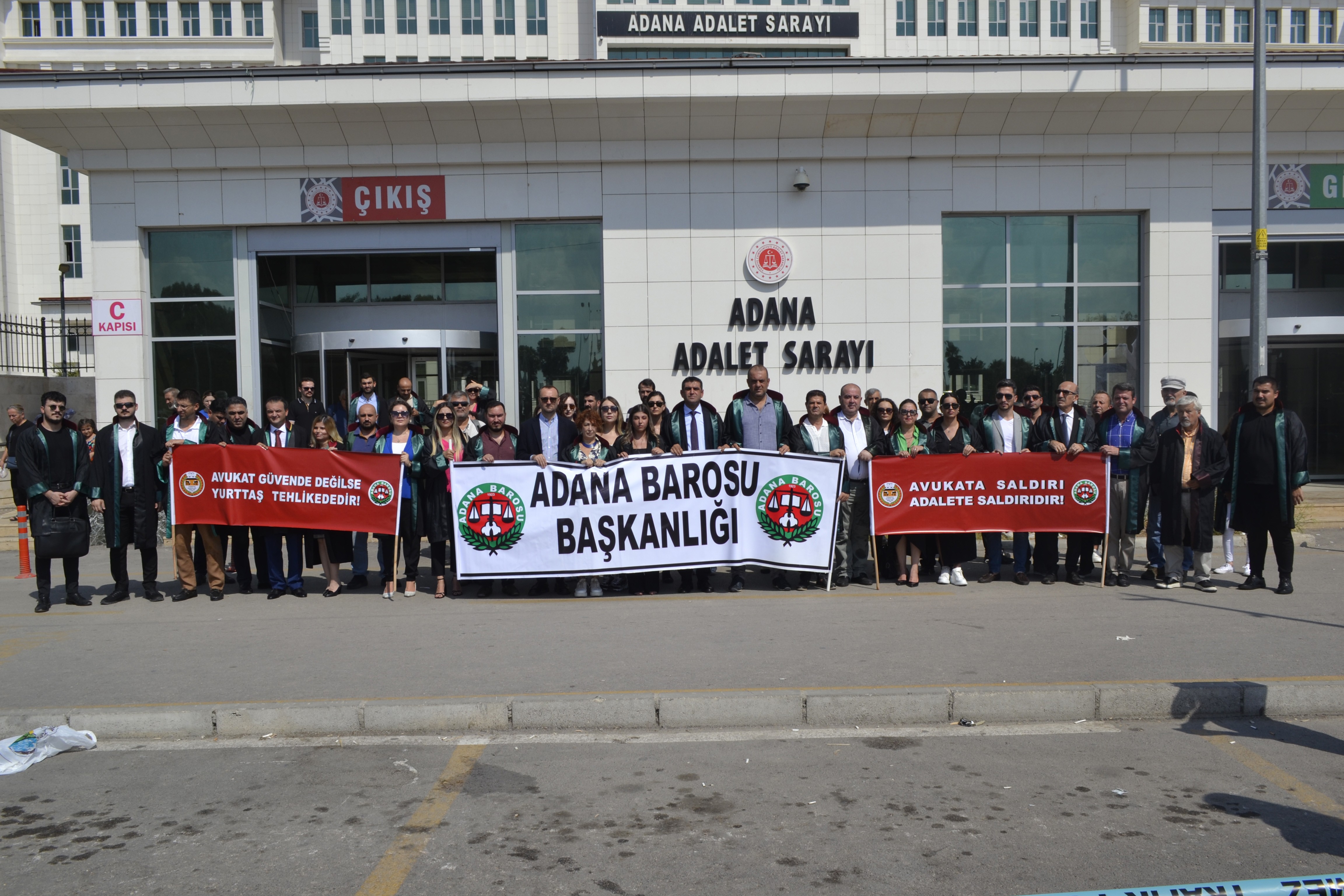 Avukatlar, Muğla'daki avukat cinayetine tepki gösterdi 