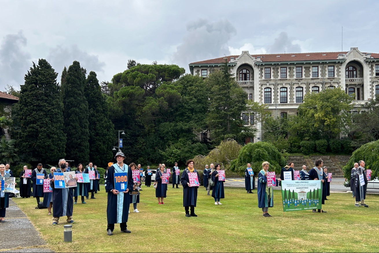 Boğaziçi Üniversitesi Akademisyenleri