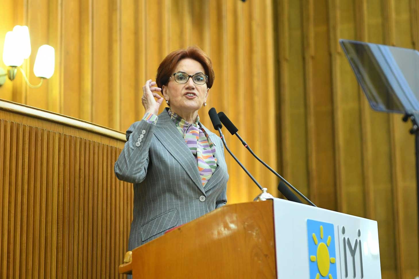 Meral Akşener