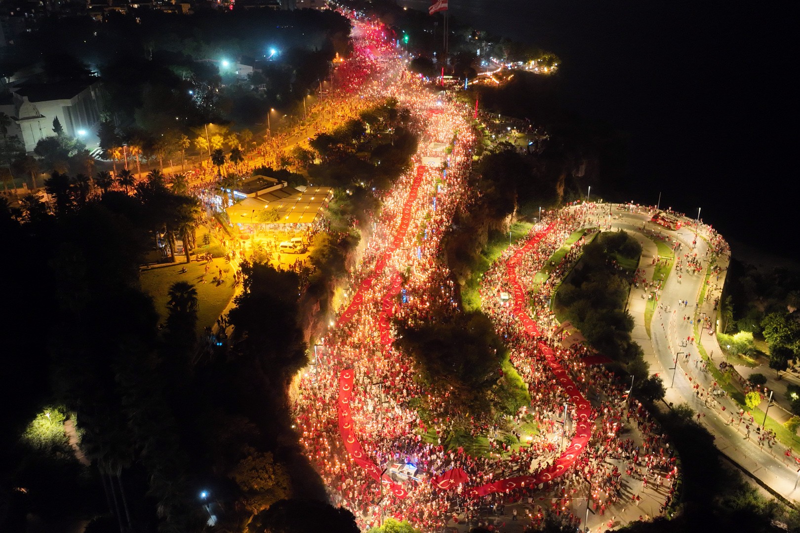 Antalya'da Cumhuriyet Bayramı kutlaması