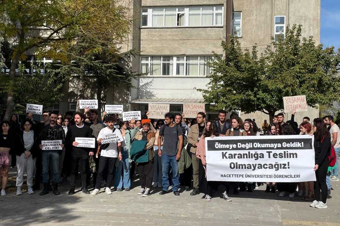 Arkadaşları intihar eden Hacettepe öğrencileri: Yaşam şartlarımızın iyileştirilmesi için adım atın