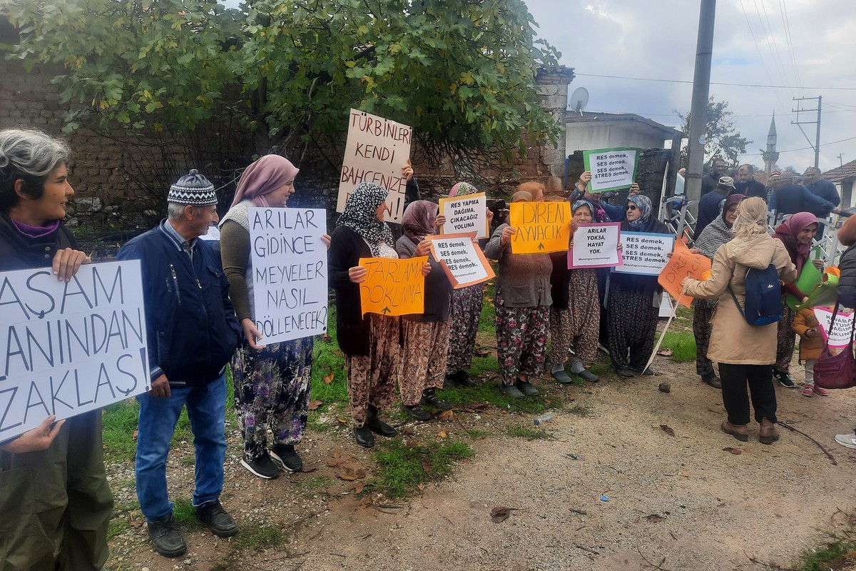 Çanakkale’nin Ayvacık ve Bayramiç İlçeleri arasındaki köylerde yapılmak istenen RES ve altın madeni projelerine karşı eylem 