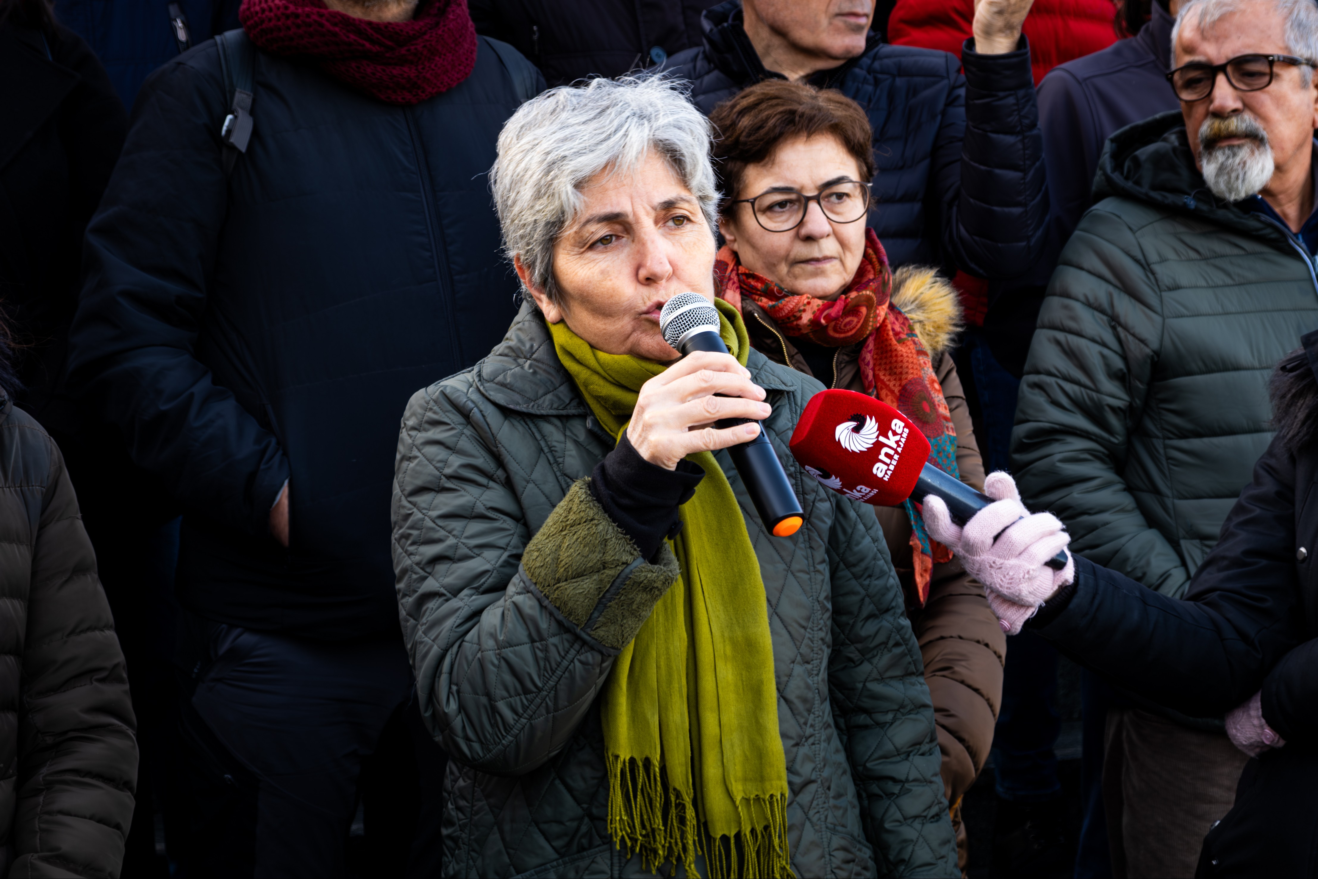 Evrensel gazetesi davası, basın açıklaması.