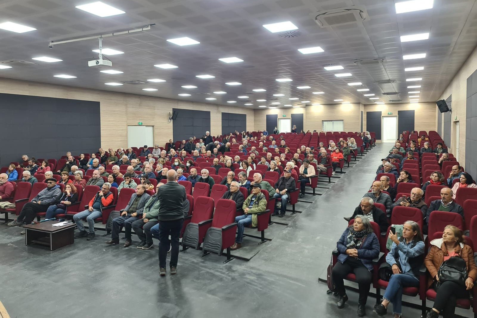 Şahindere Kanyonu'nun özelleştirme girişiminin ardından yapılan halk toplantısı.