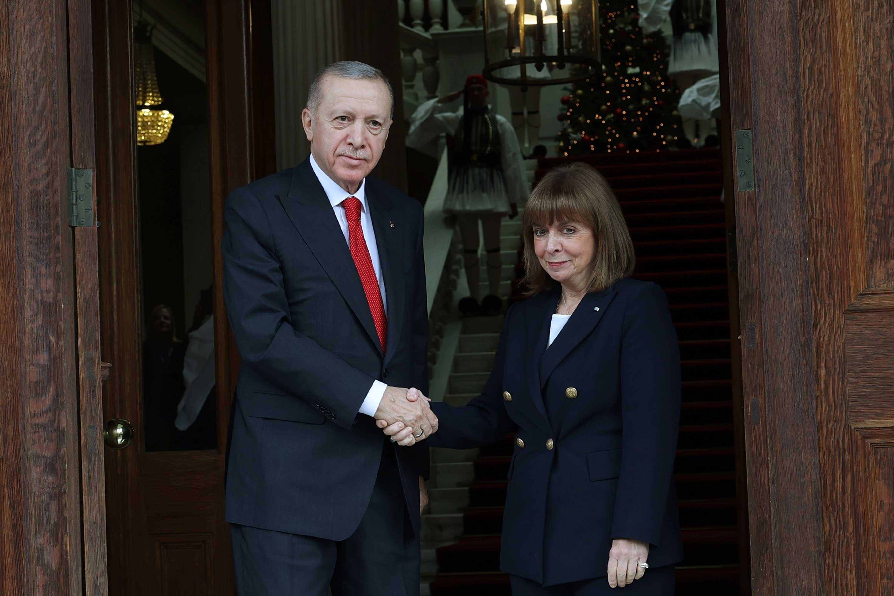 Türkiye Cumhurbaşkanı Recep Tayyip Erdoğan ve Yunanistan Cumhurbaşkanı Katerina Sakelaropulu