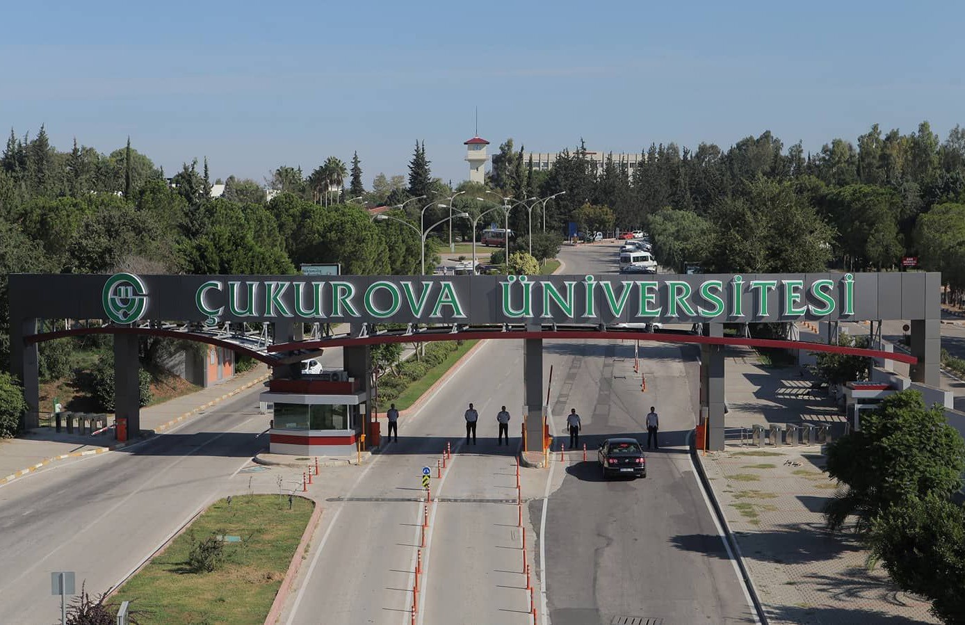 Çukurova Üniversitesi kampüsü