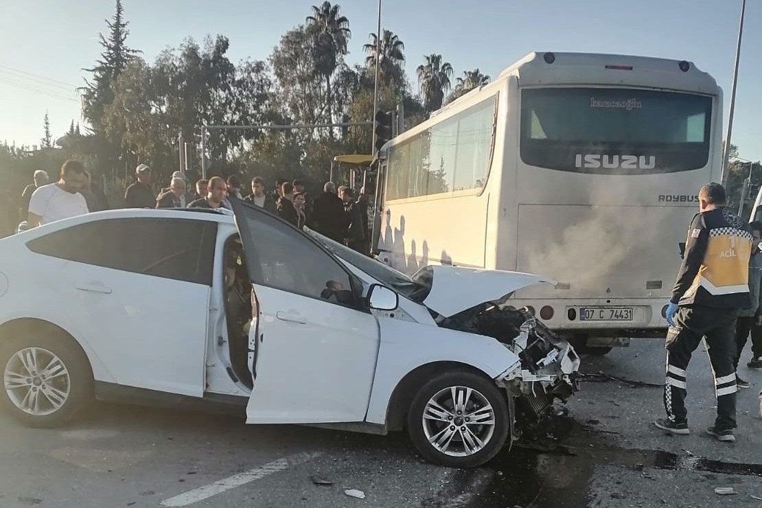 Antalya servis midibüsü kazası