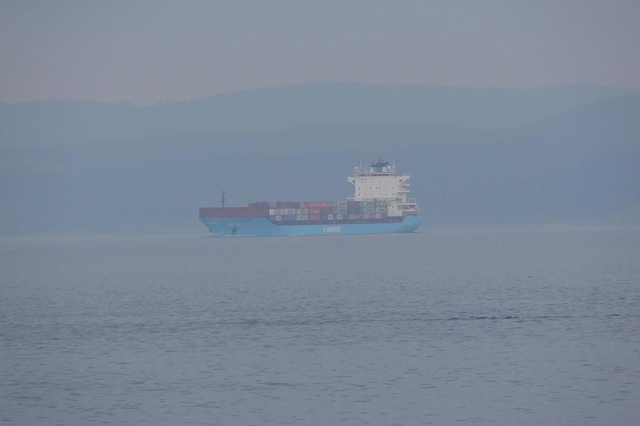 Çanakkale Boğazı sis nedeniyle kapandı