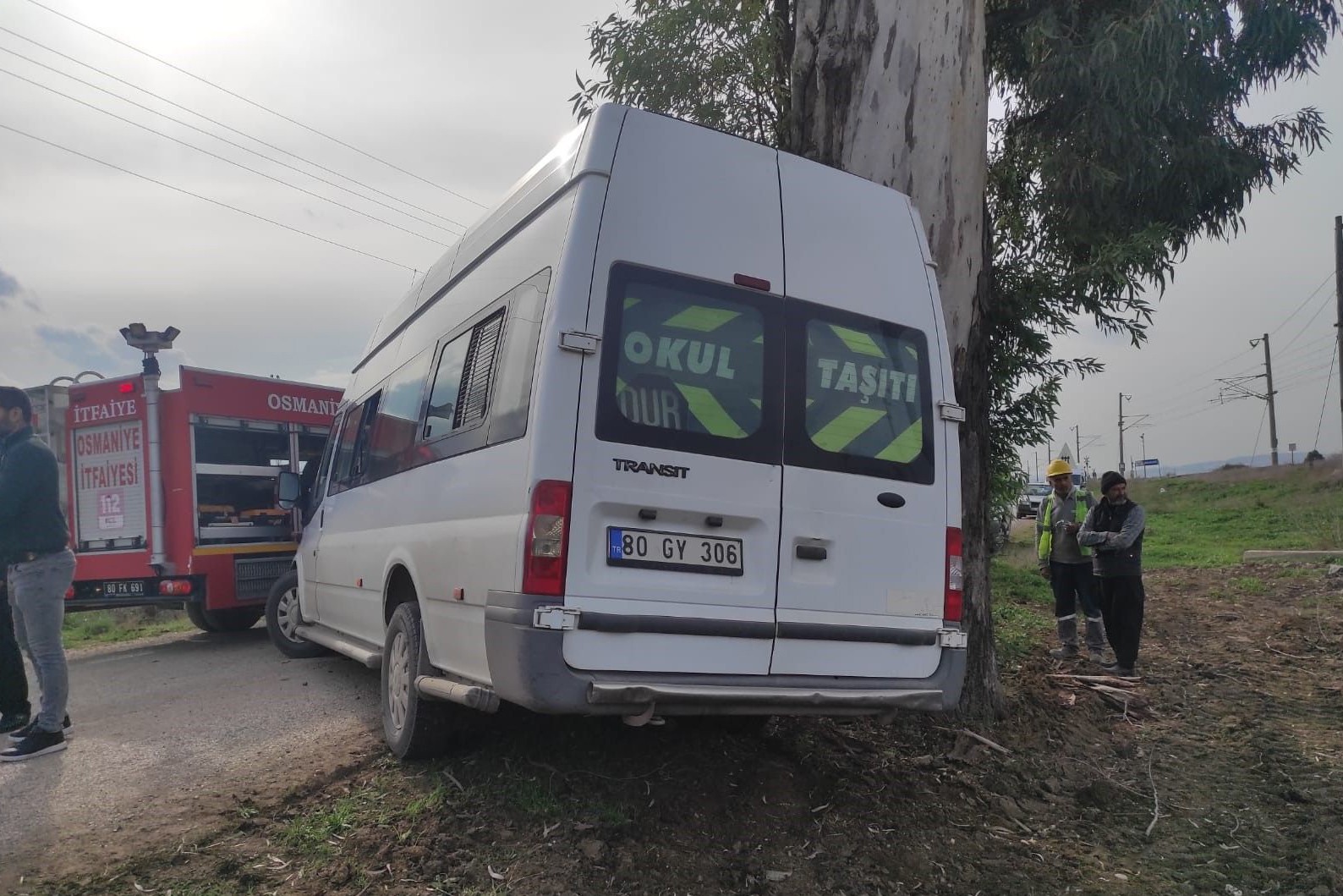 Kaza yapan öğrenci servisi