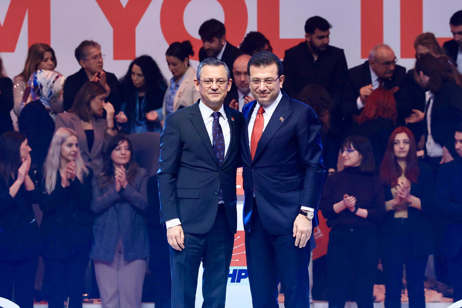 Özgür Özel ve Ekrem İmamoğlu 