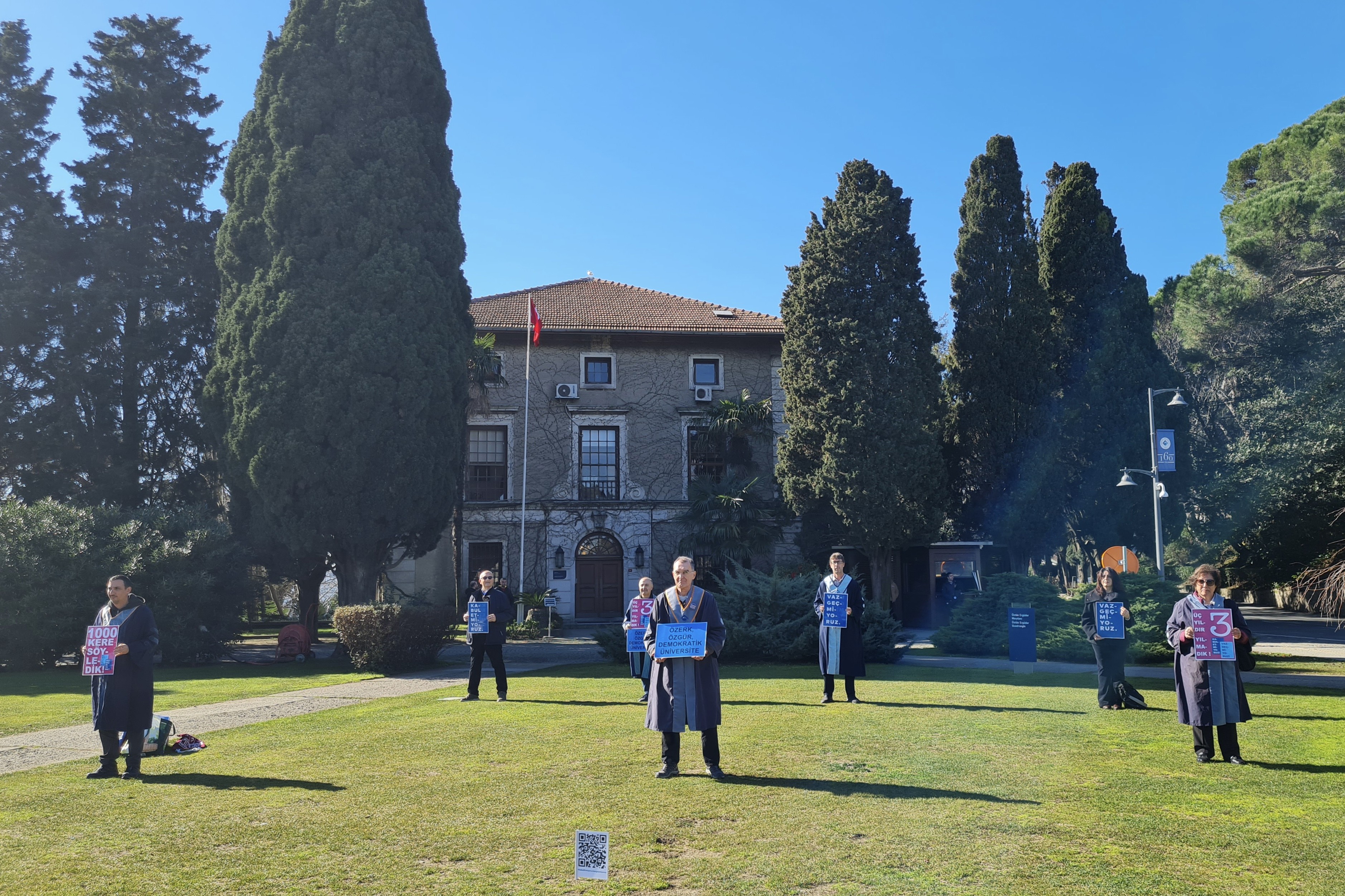 Boğaziçi akademisyen nöbeti