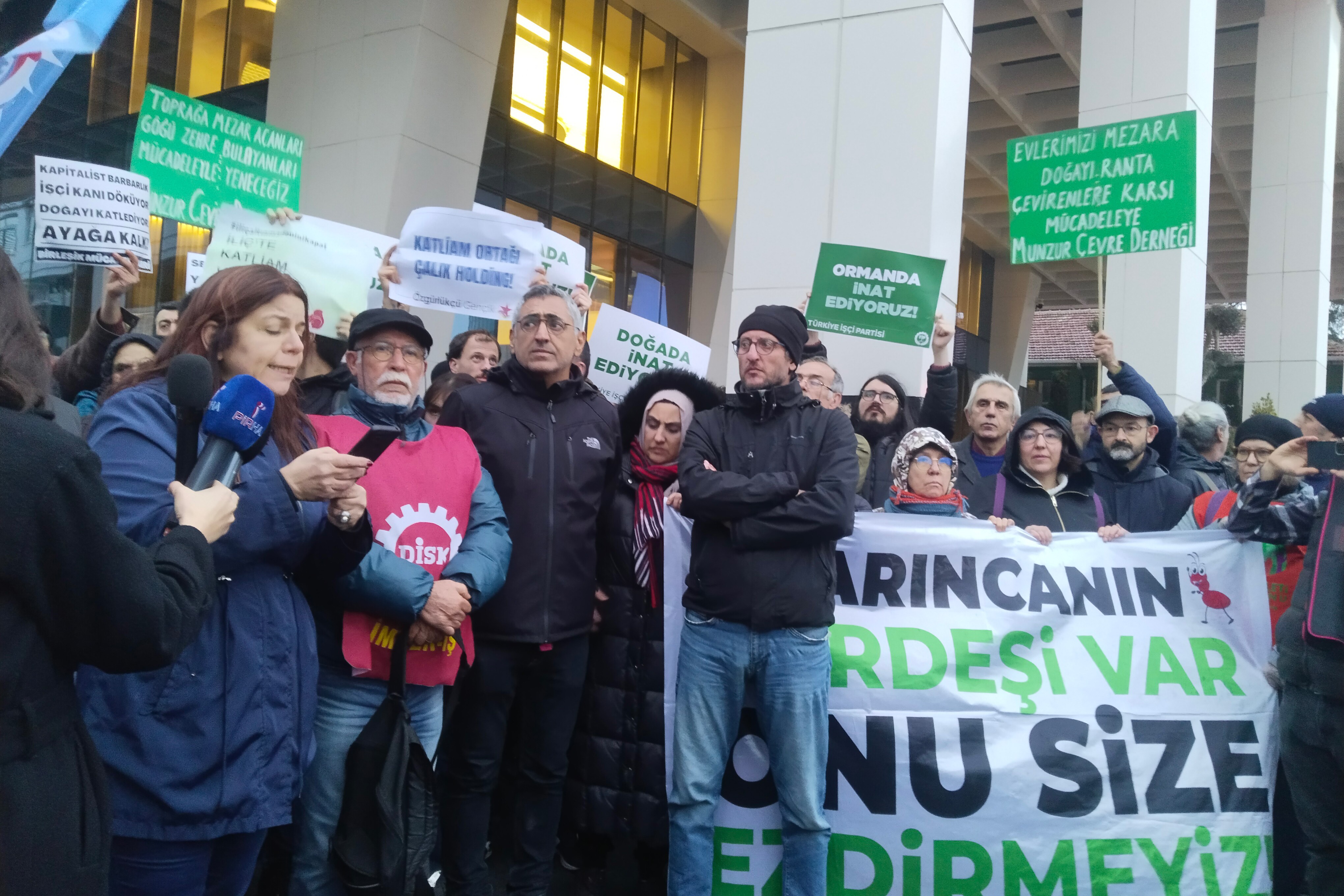 Çalık önünde protesto