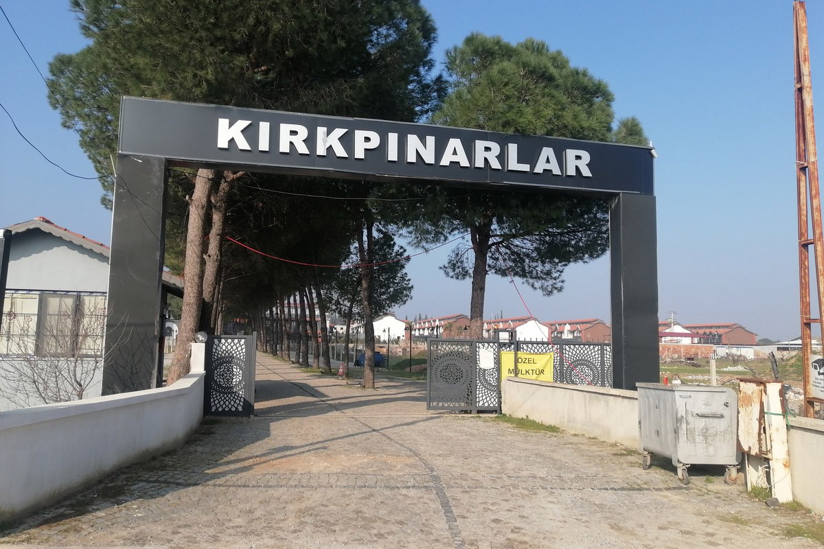 Kümes güçlendirme ruhsatı alınarak yapılan lüks villalar