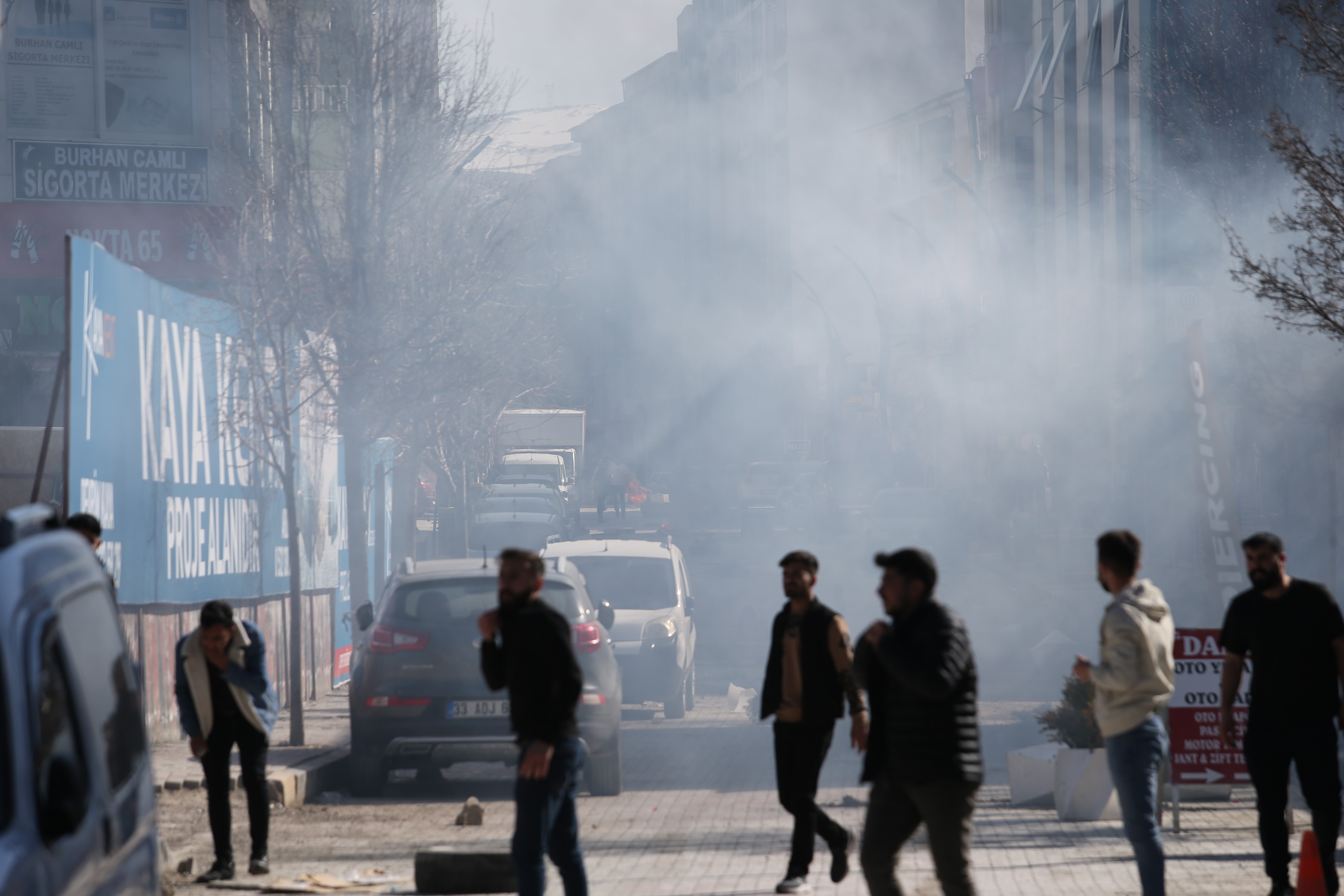 16 barodan Van'daki çocuklara yönelik işkenceye tepki: Orantısız güç kullanımını derhal durdurun