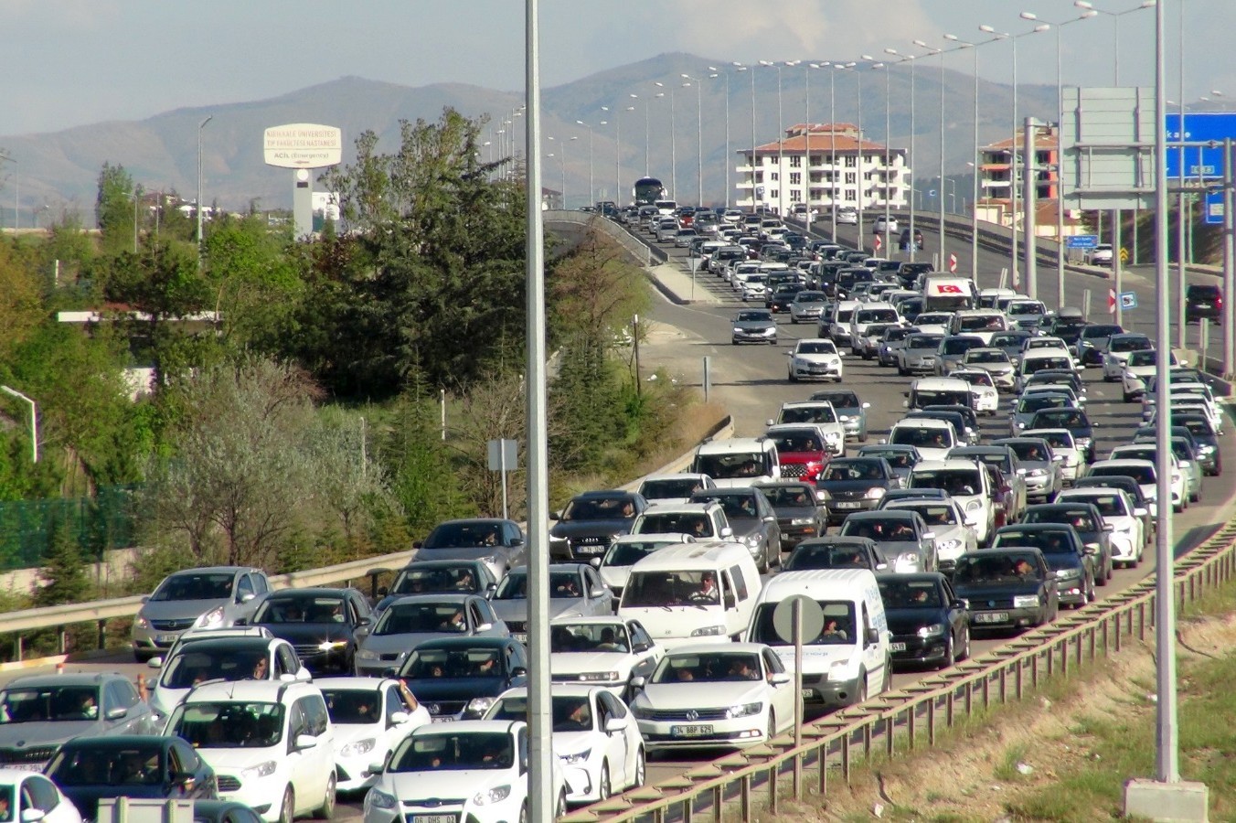 Kırıkkale'de aşırı yoğun trafik