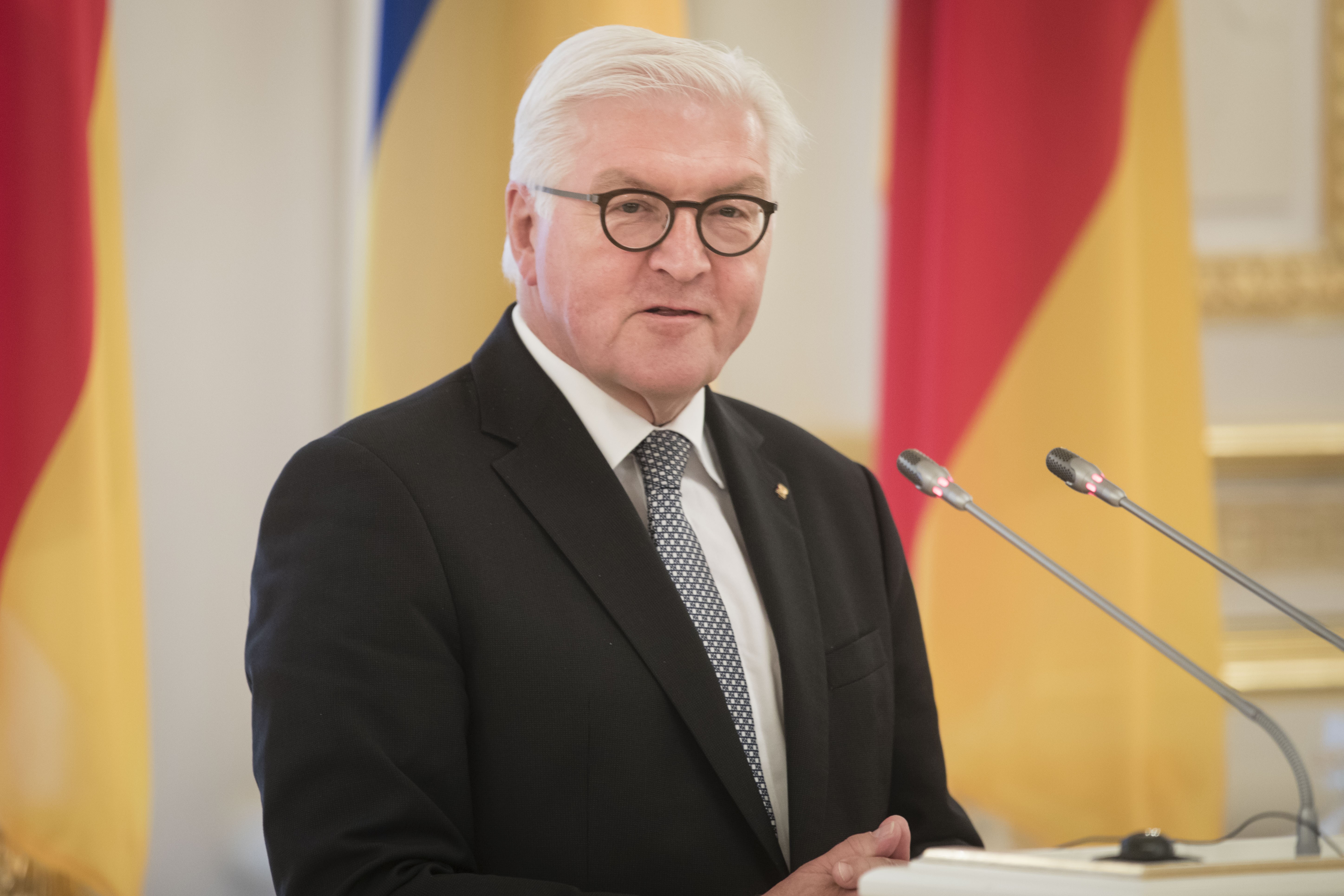 Steinmeier Meclisi feshetti, Almanya 23 Şubat'ta erken seçime gidiyor