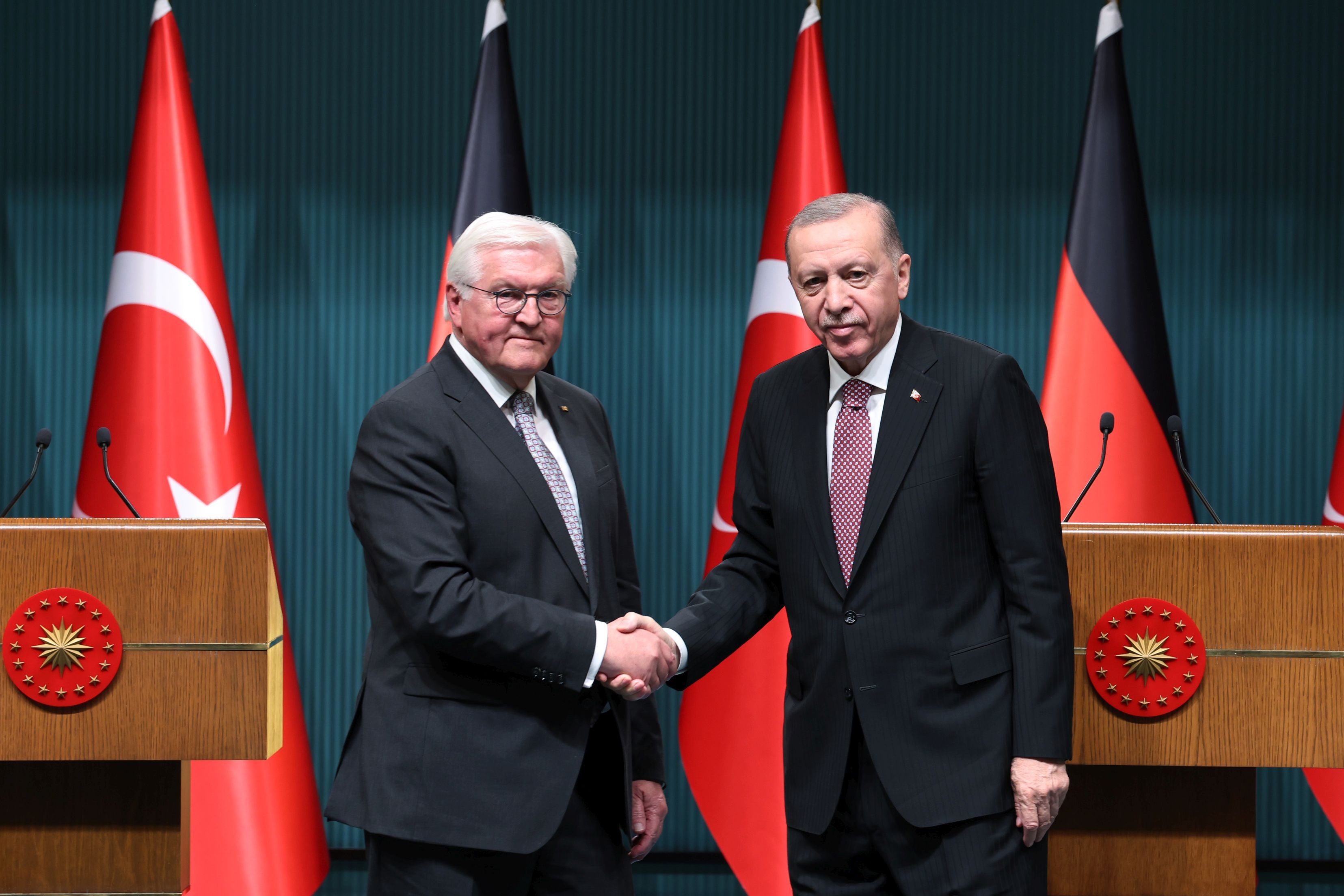 Almanya Cumhurbaşkanı Frank-Walter Steinmeier ve Cumhurbaşkanı Recep Tayyip Erdoğan.