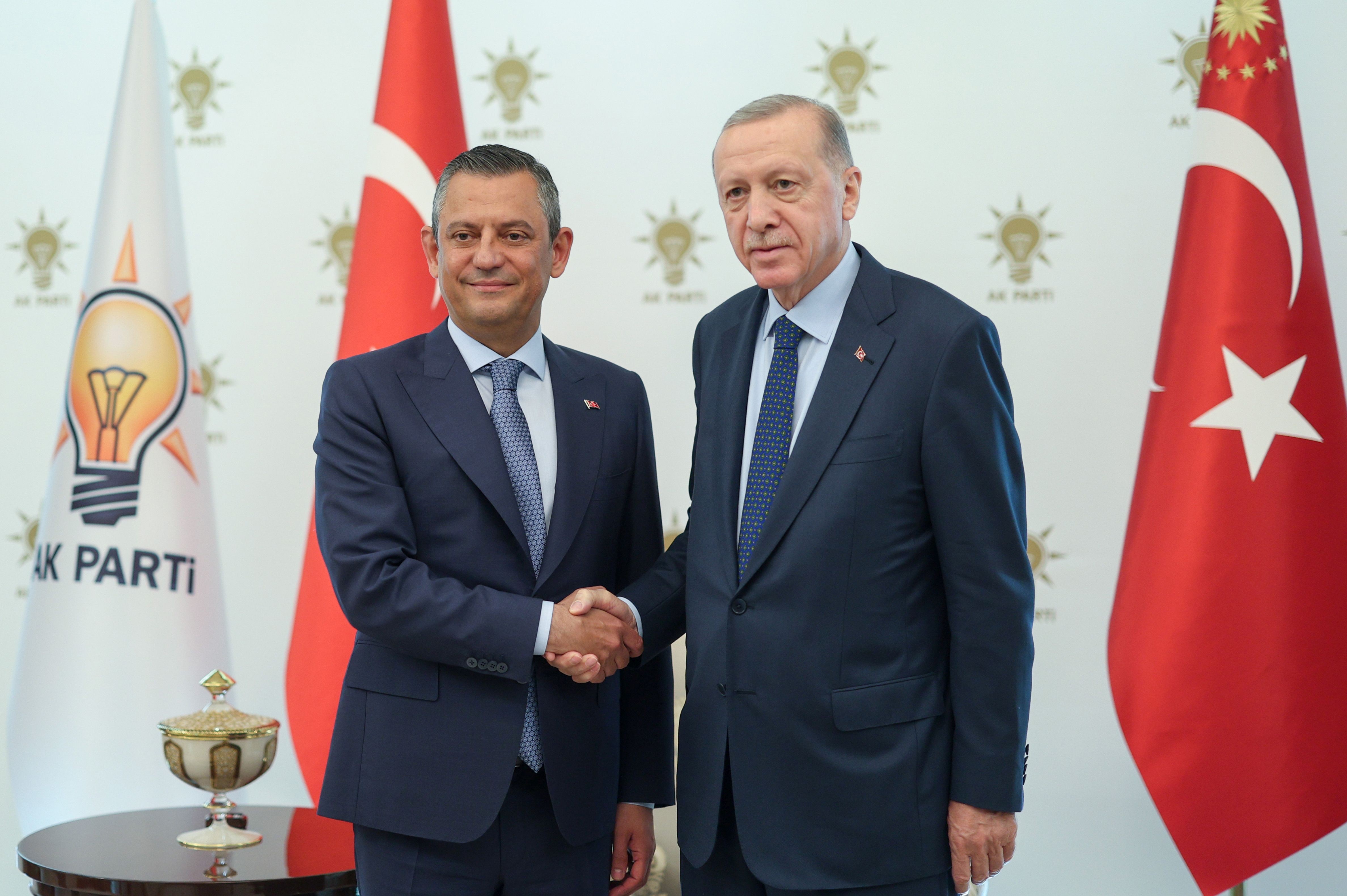 Özgür Özel ve Recep Tayyip Erdoğan