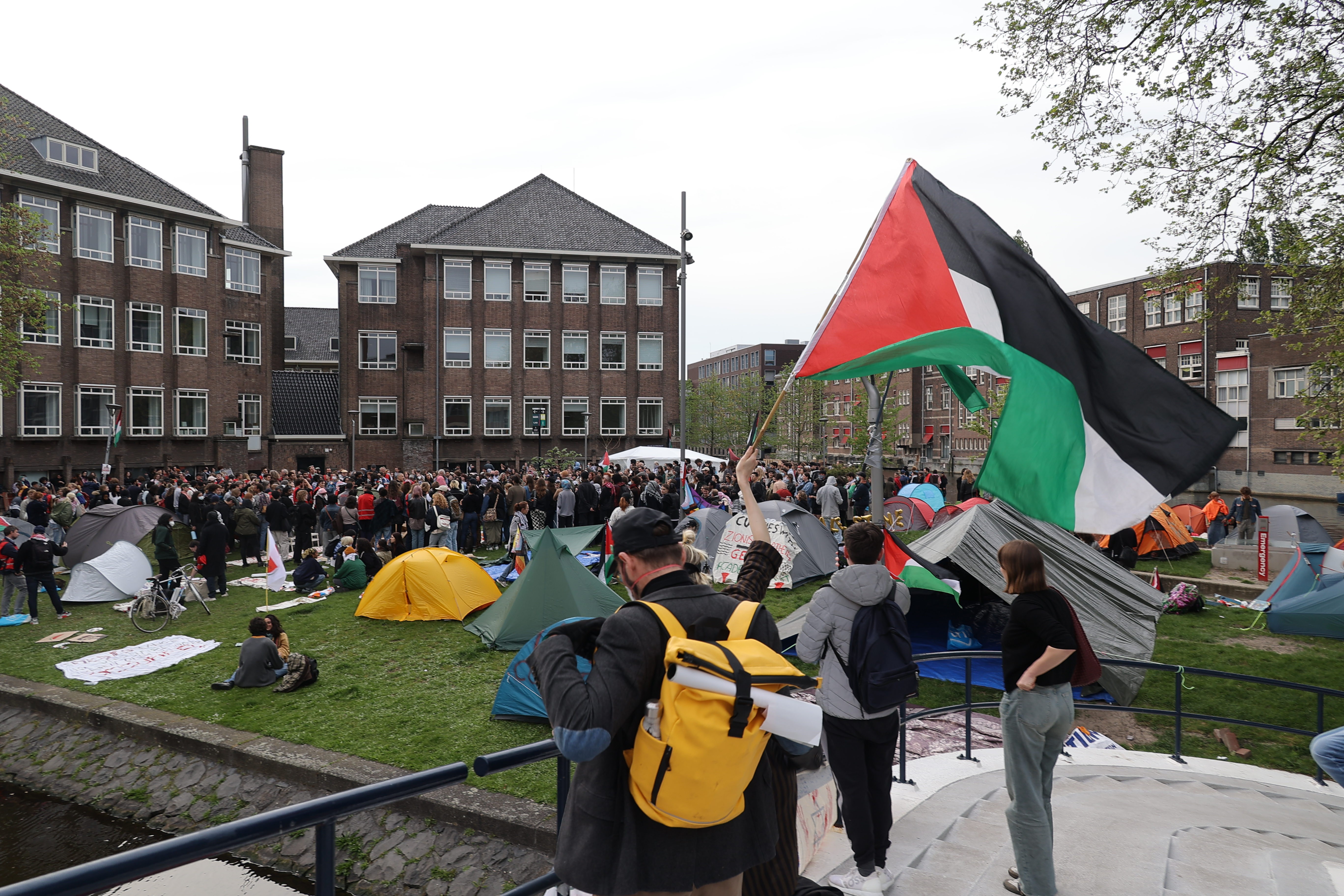 Amsterdam Üniversitesi öğrencileri.