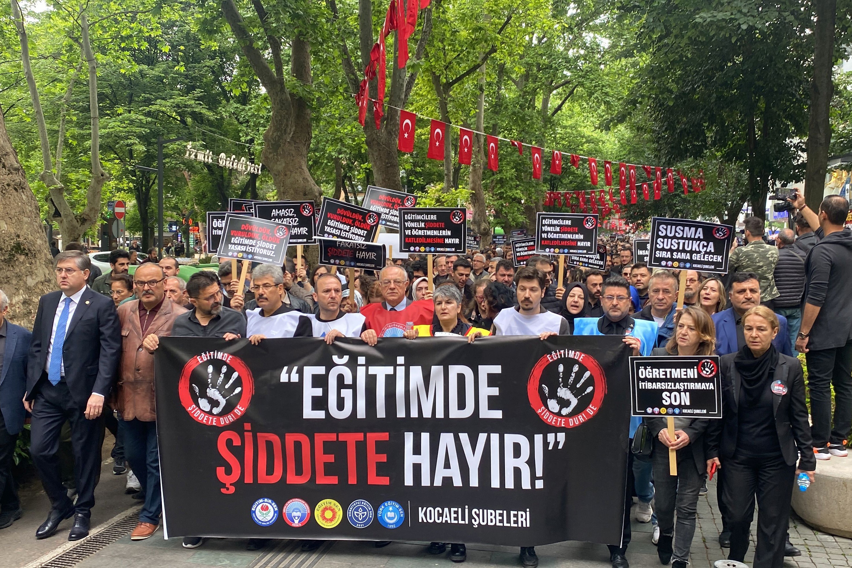 Eğitim emekçileri Kocaeli eylemi