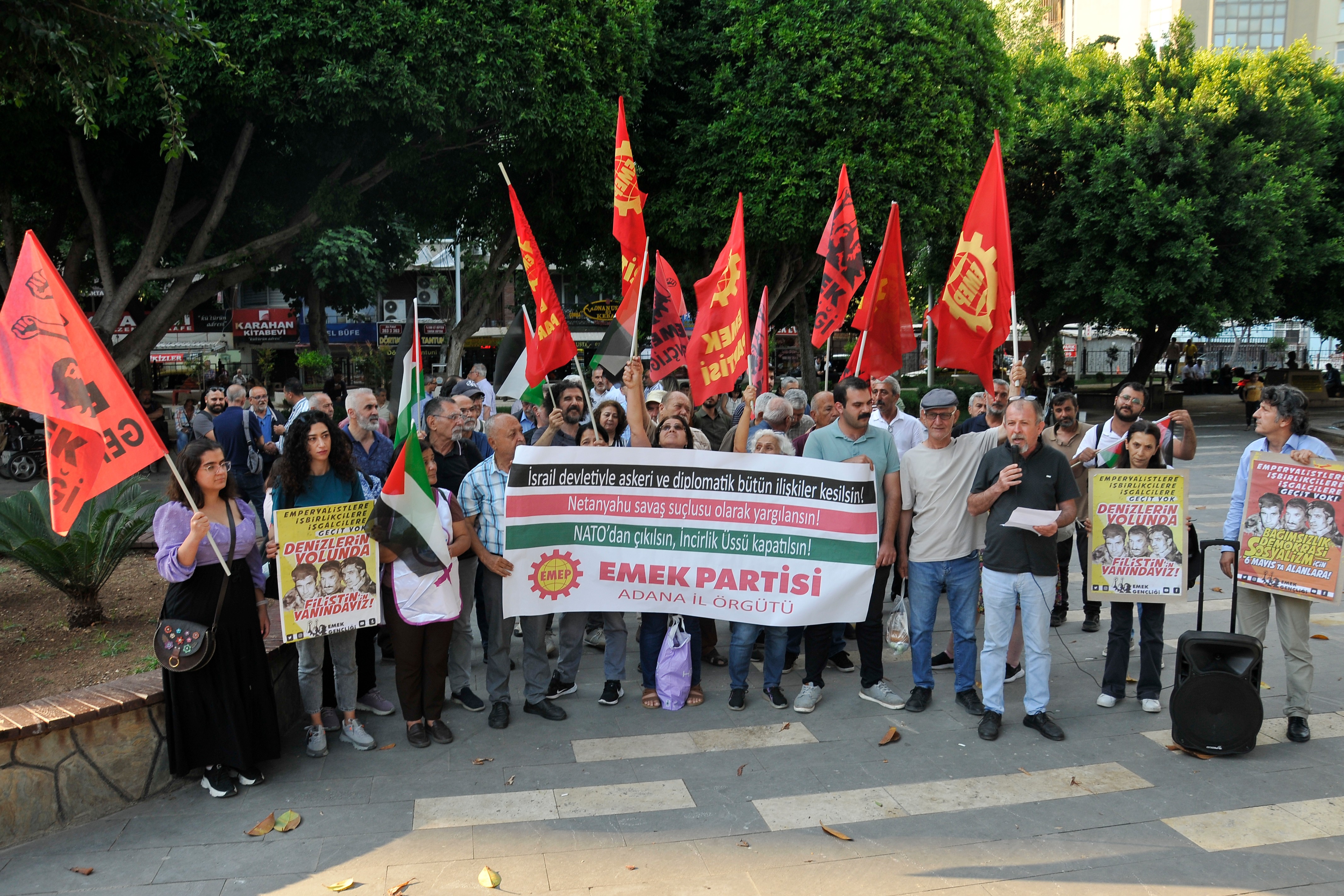 Emek Partisi Adana İl Örgütü, Nakba’nın 76’ncı yıldönümünde İnönü Parkı’nda açıklama yaptı 