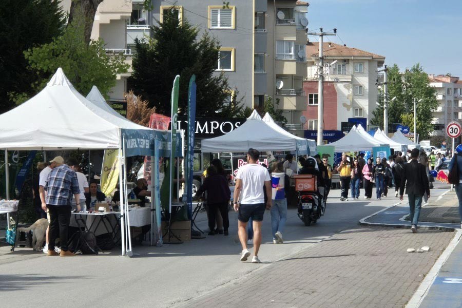 Uludağ Üniversitesi Rektörlüğü bahar şenliğine izin vermedi: Akşam saatlerinde kızlı erkekli konserler istemiyorum