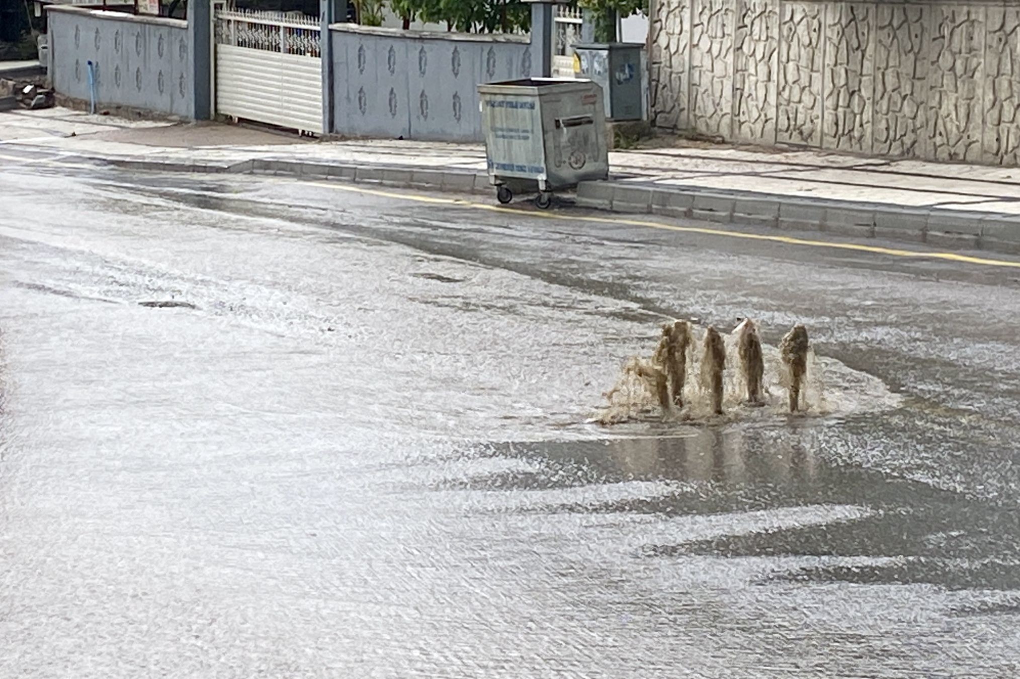 Yozgat'ta yağışla birlikte zarar gören yollar