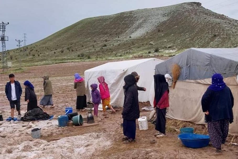 Kayseri'de selden zarar gören tarım işçileri