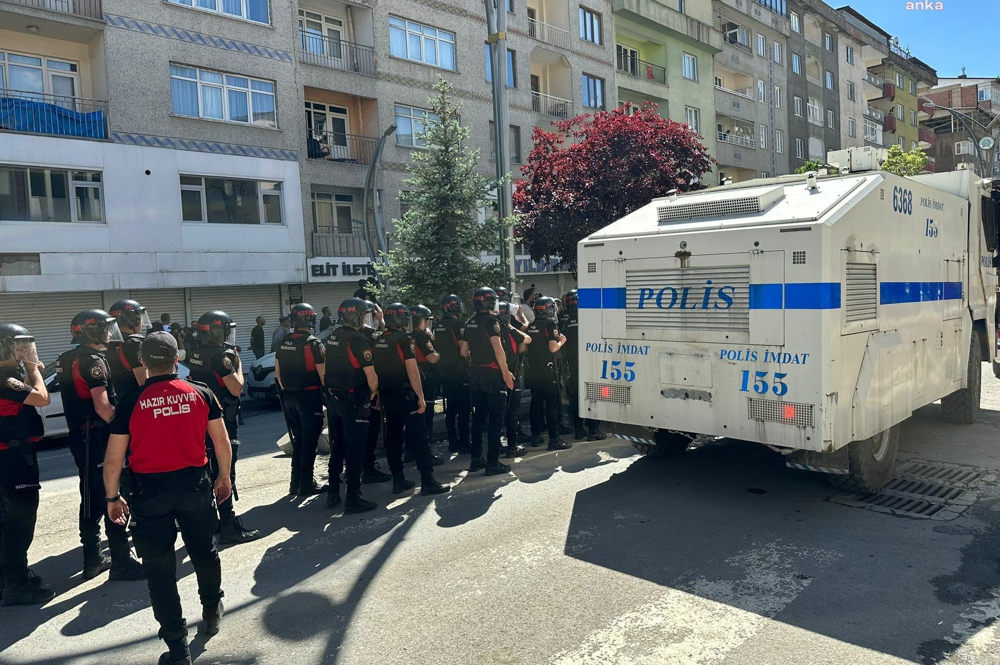 Hakkari'de polis müdahalesi