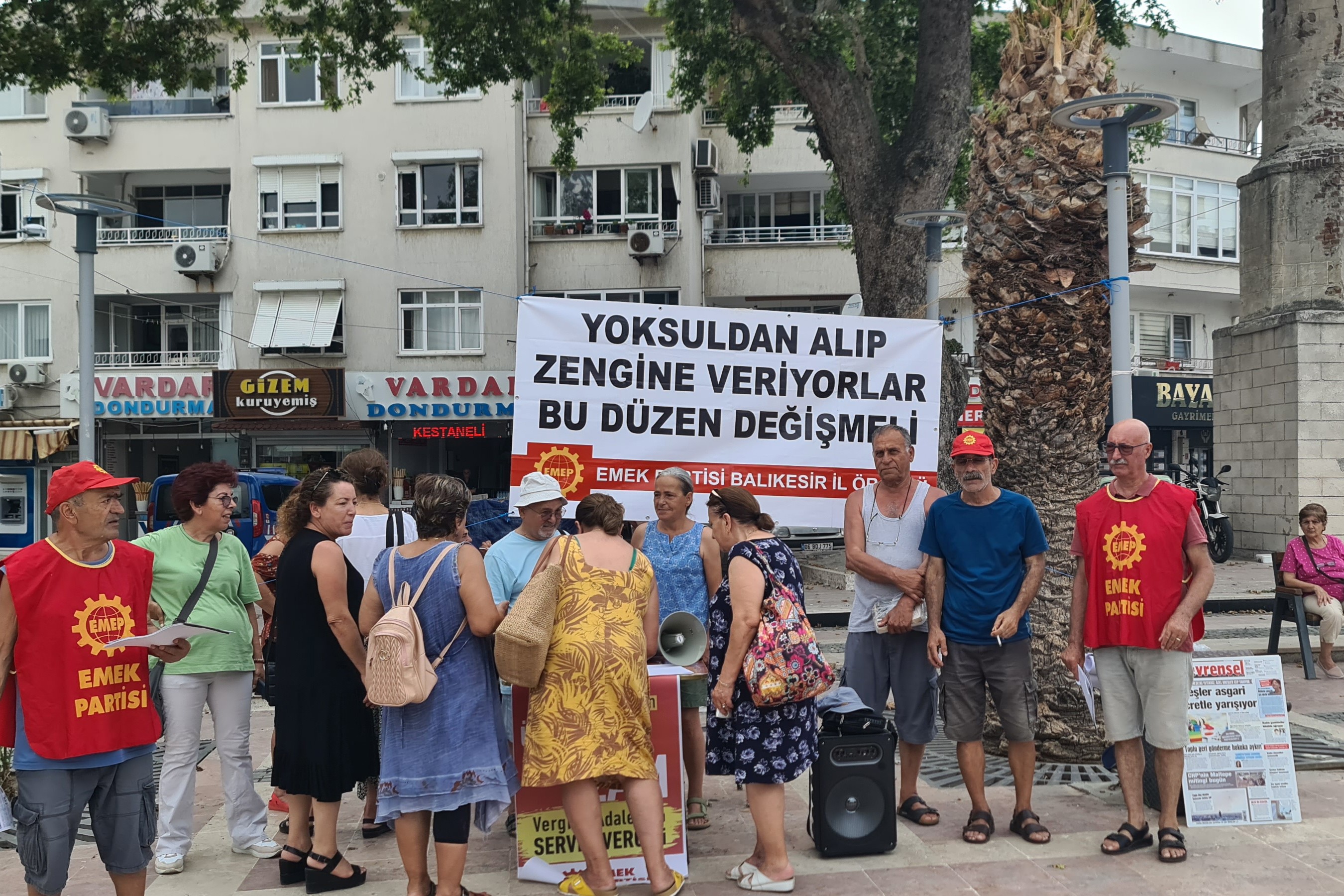 Emek Partisi Balıkesir temmuz zammı imza standı 