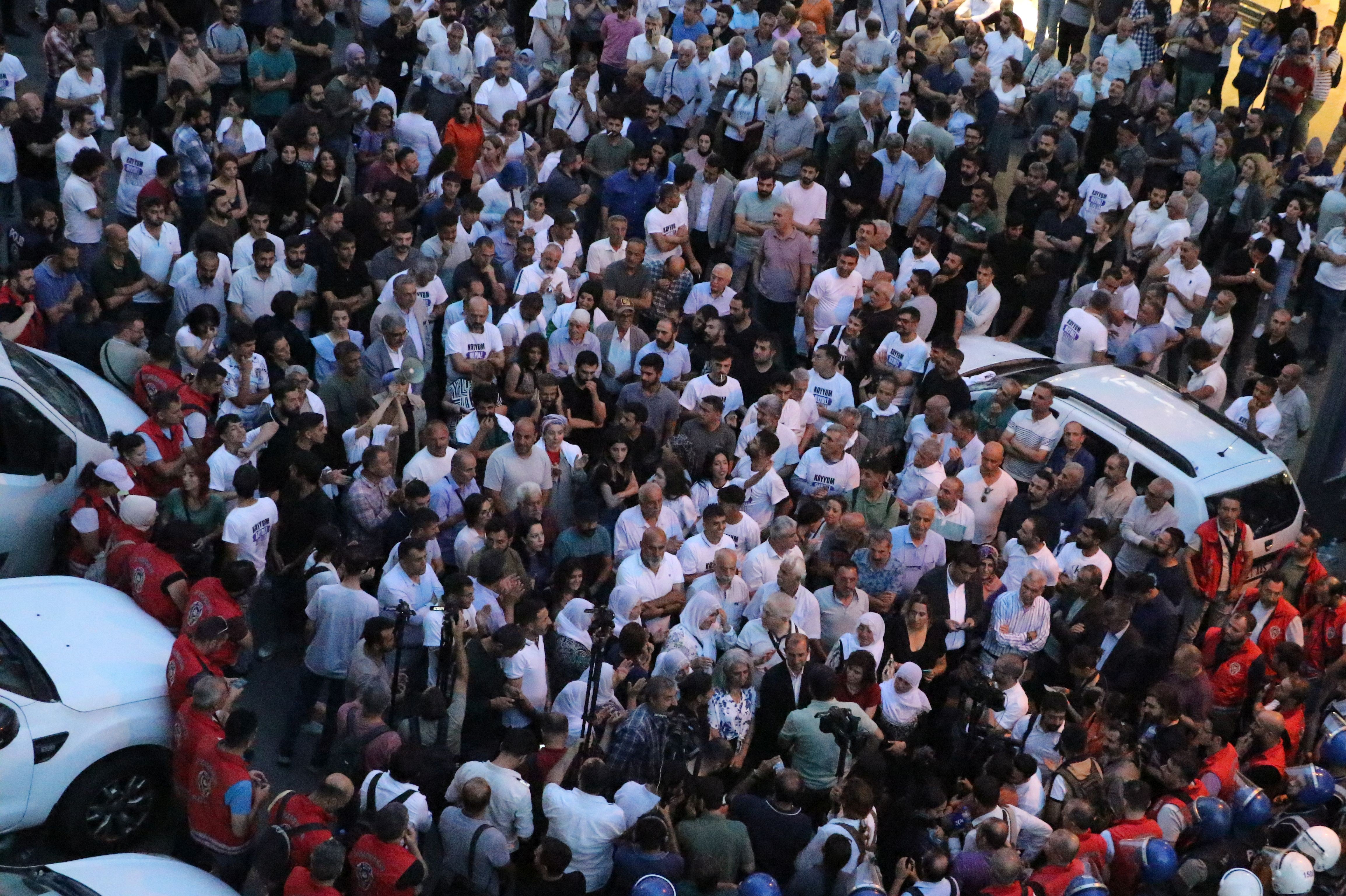 Diyarbakır'da kayyum protestosu