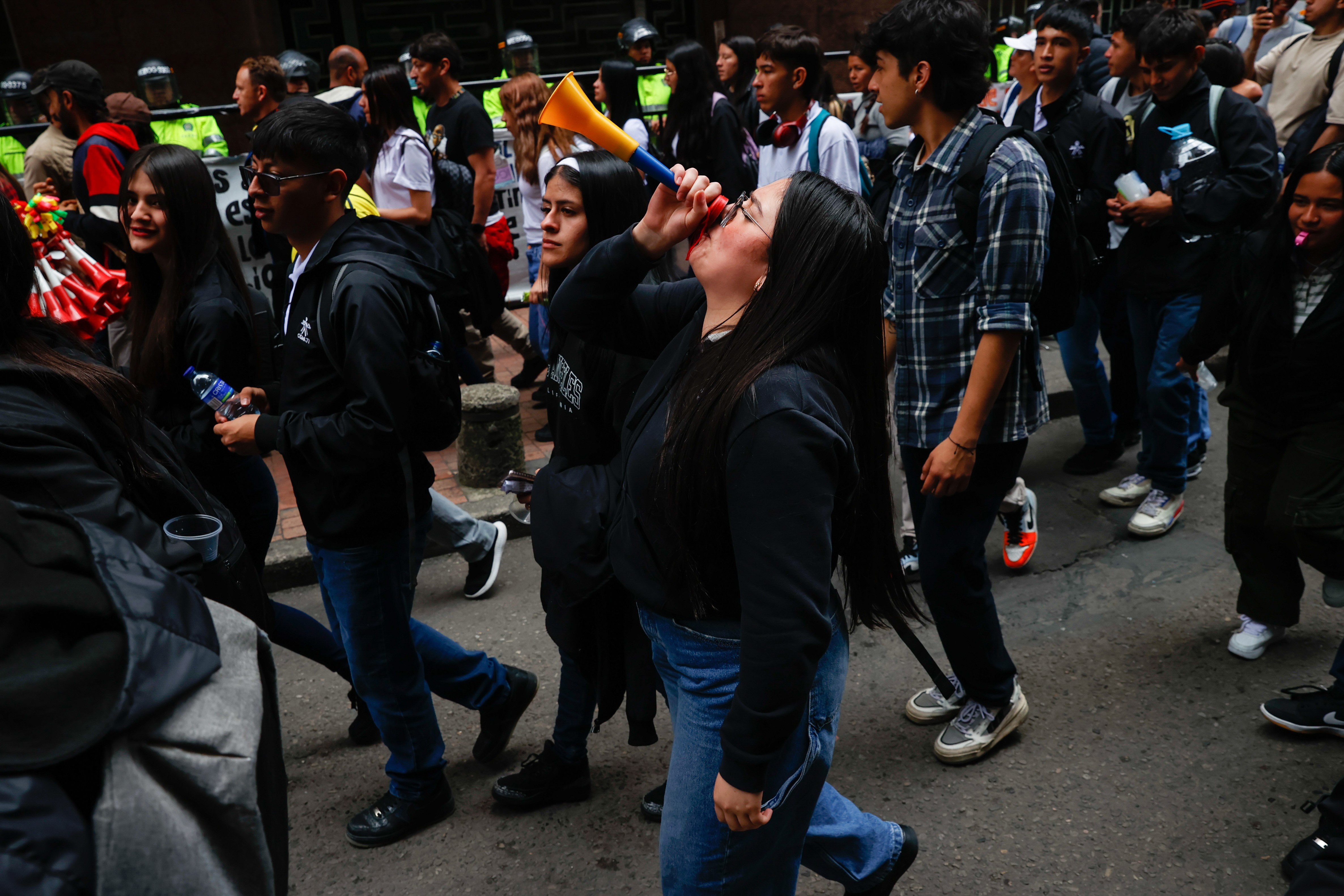 Kolombiya'da eğitimin özelleştirilmesi protesto edildi 